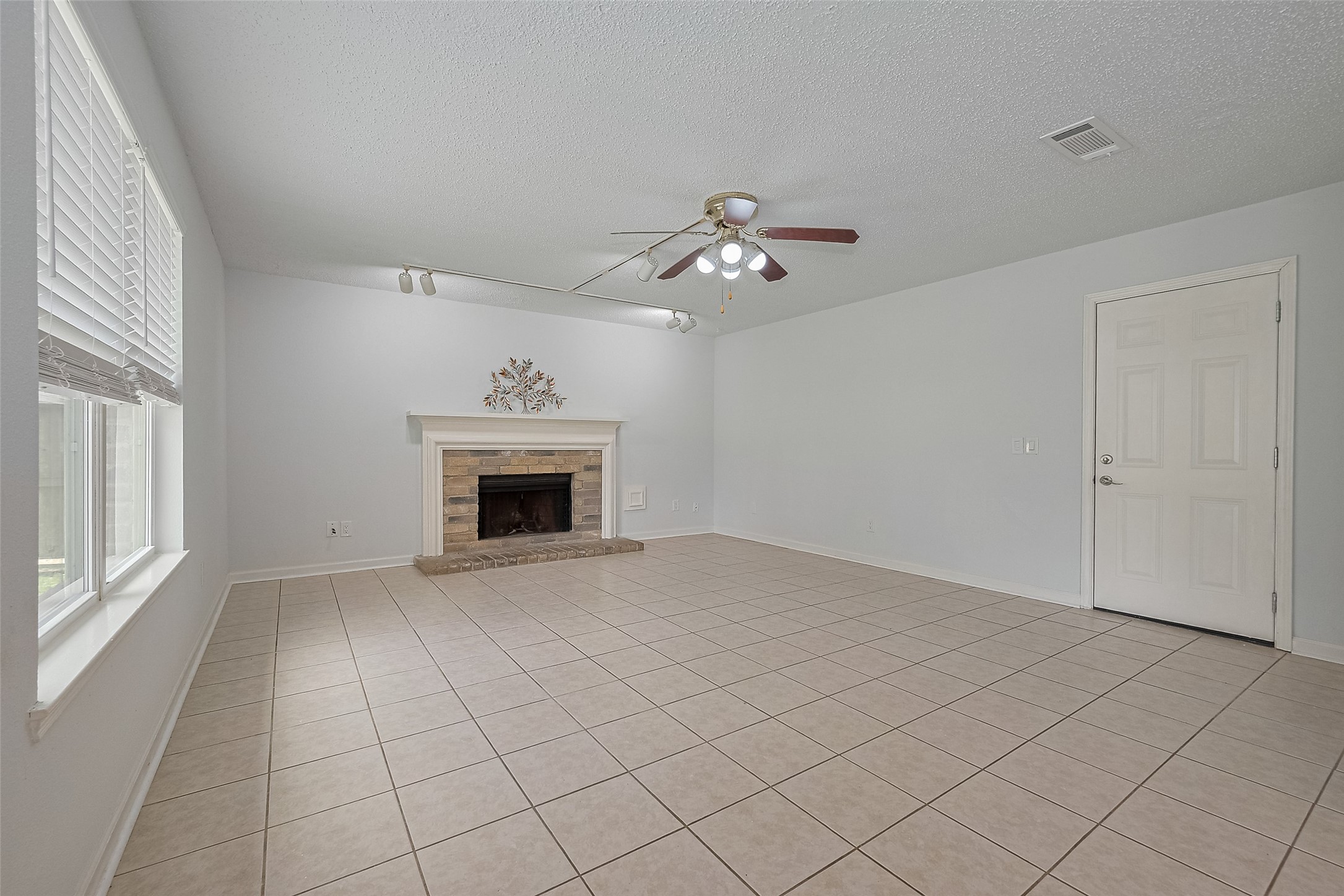3131 Double Lake Drive Property Photo 11
