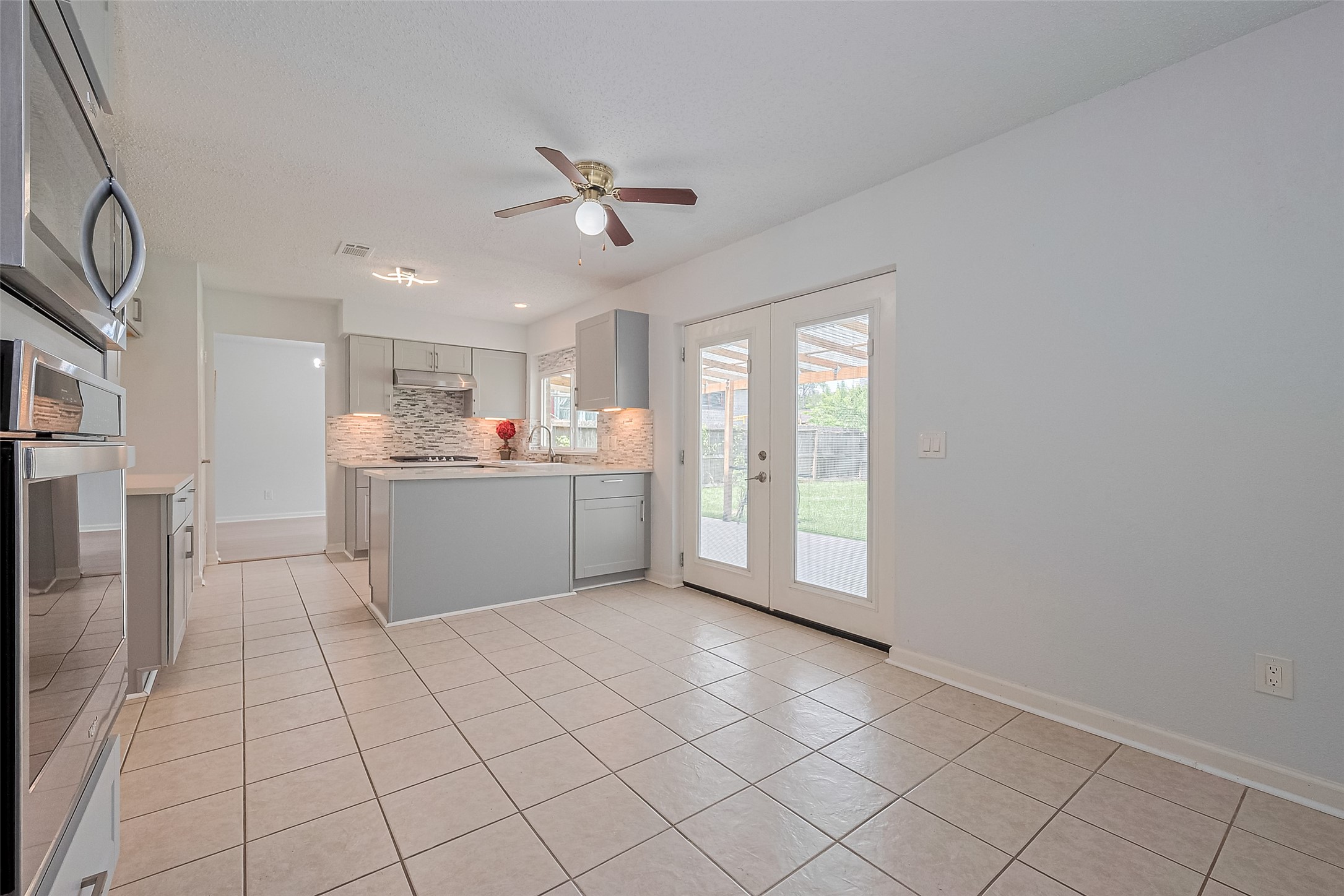 3131 Double Lake Drive Property Photo 14