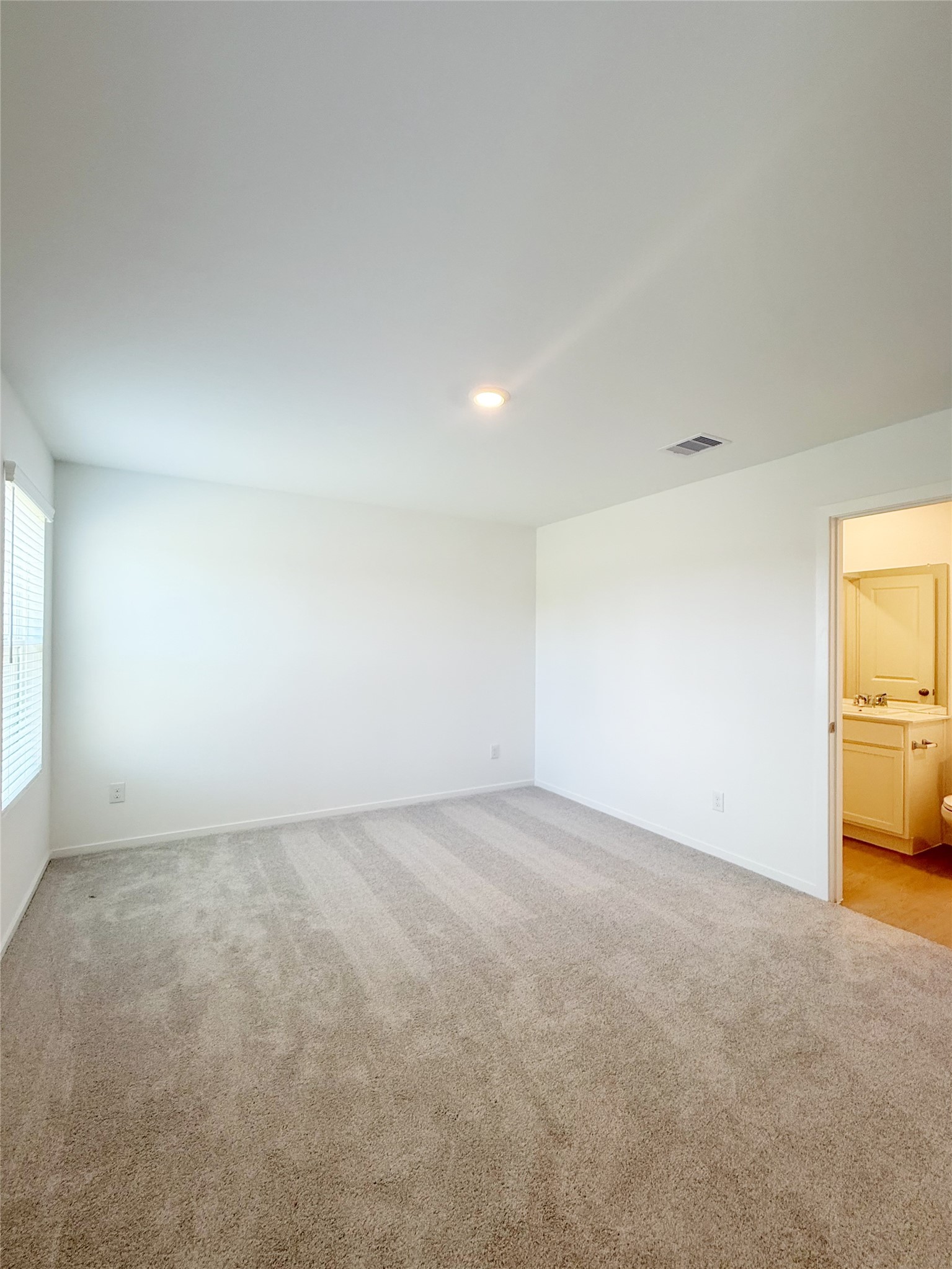 14704 S Ascot Bend Circle Property Photo 9