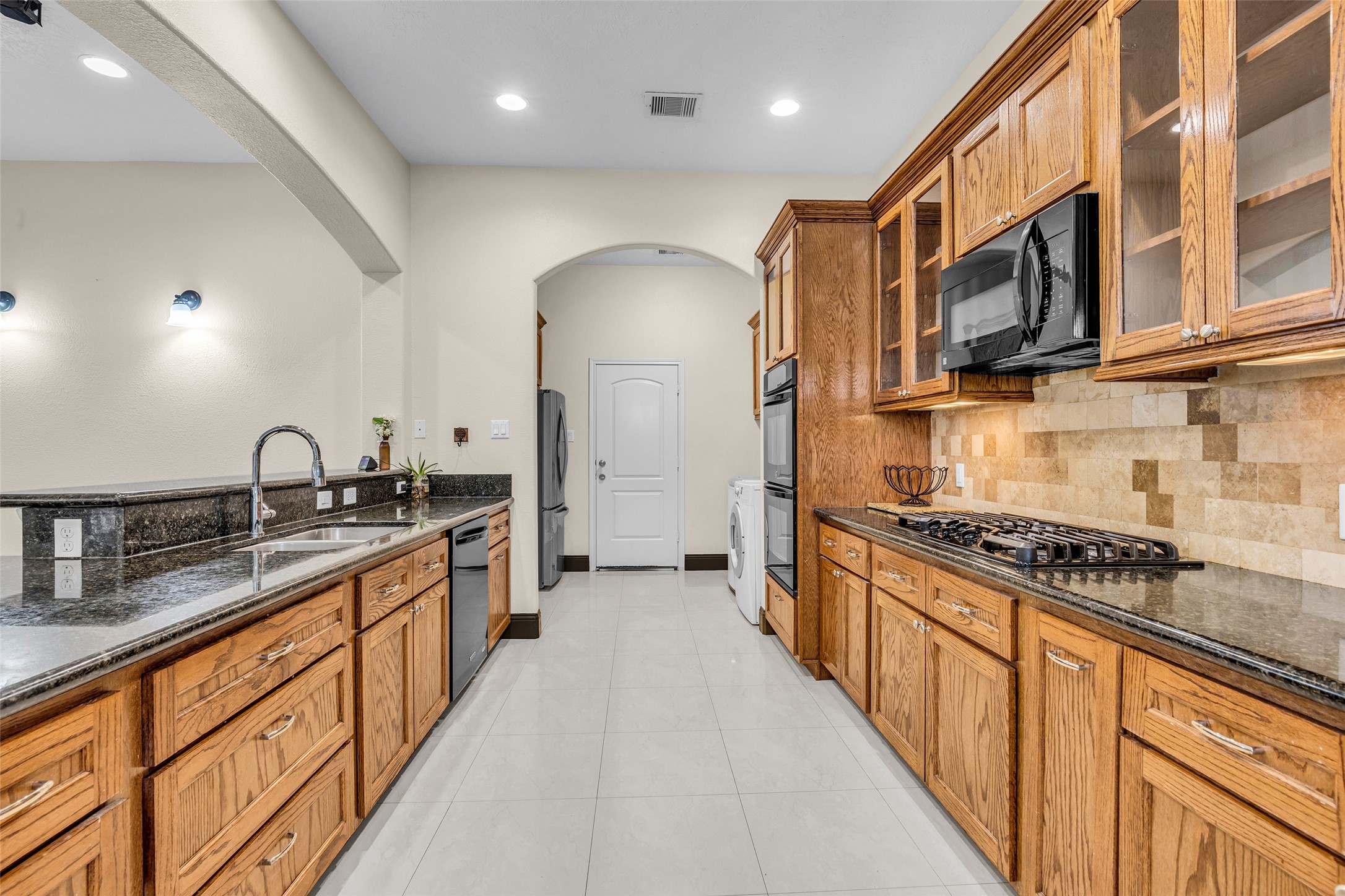 7106 Japonica Street Property Photo 4