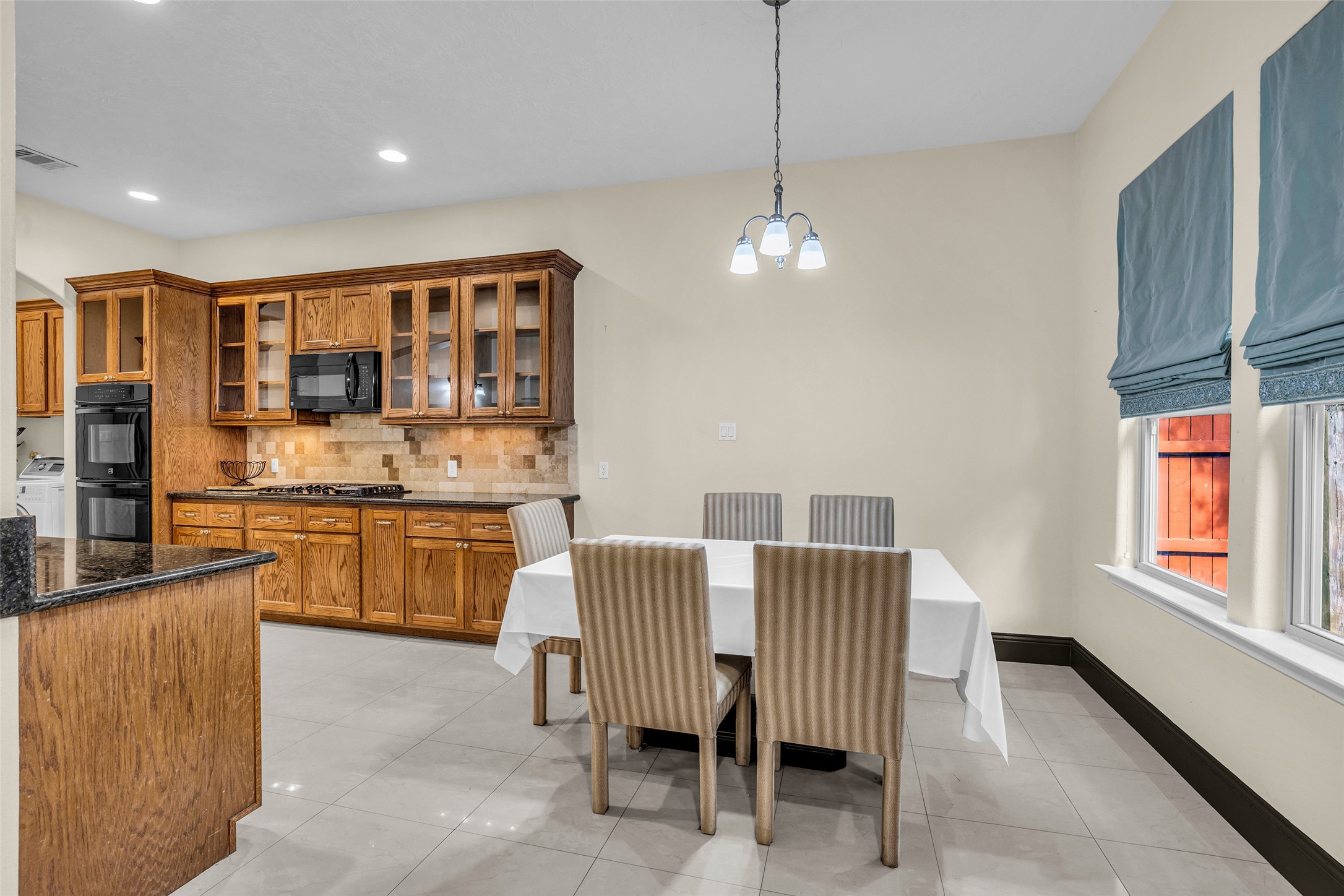 7106 Japonica Street Property Photo 7