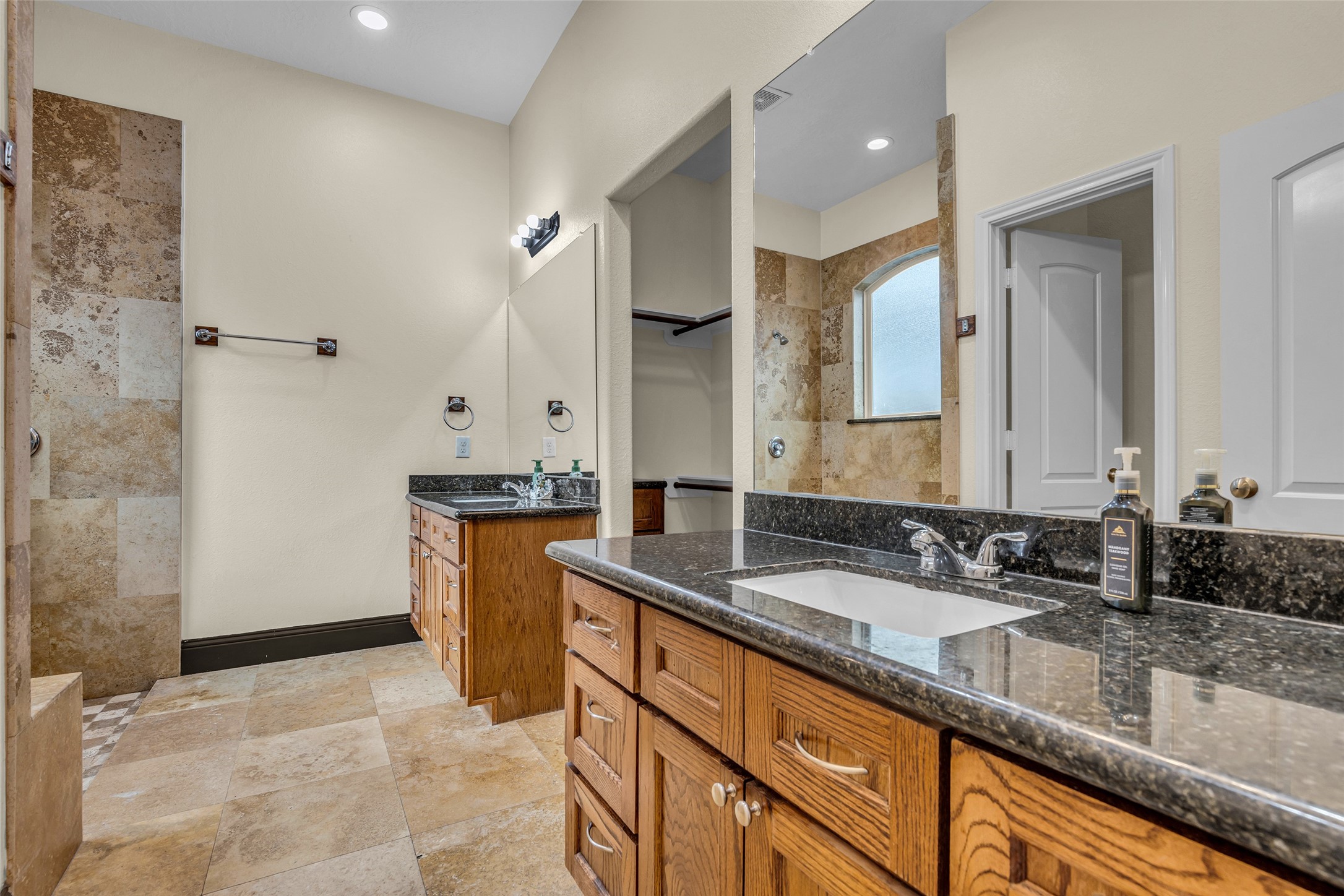 7106 Japonica Street Property Photo 14