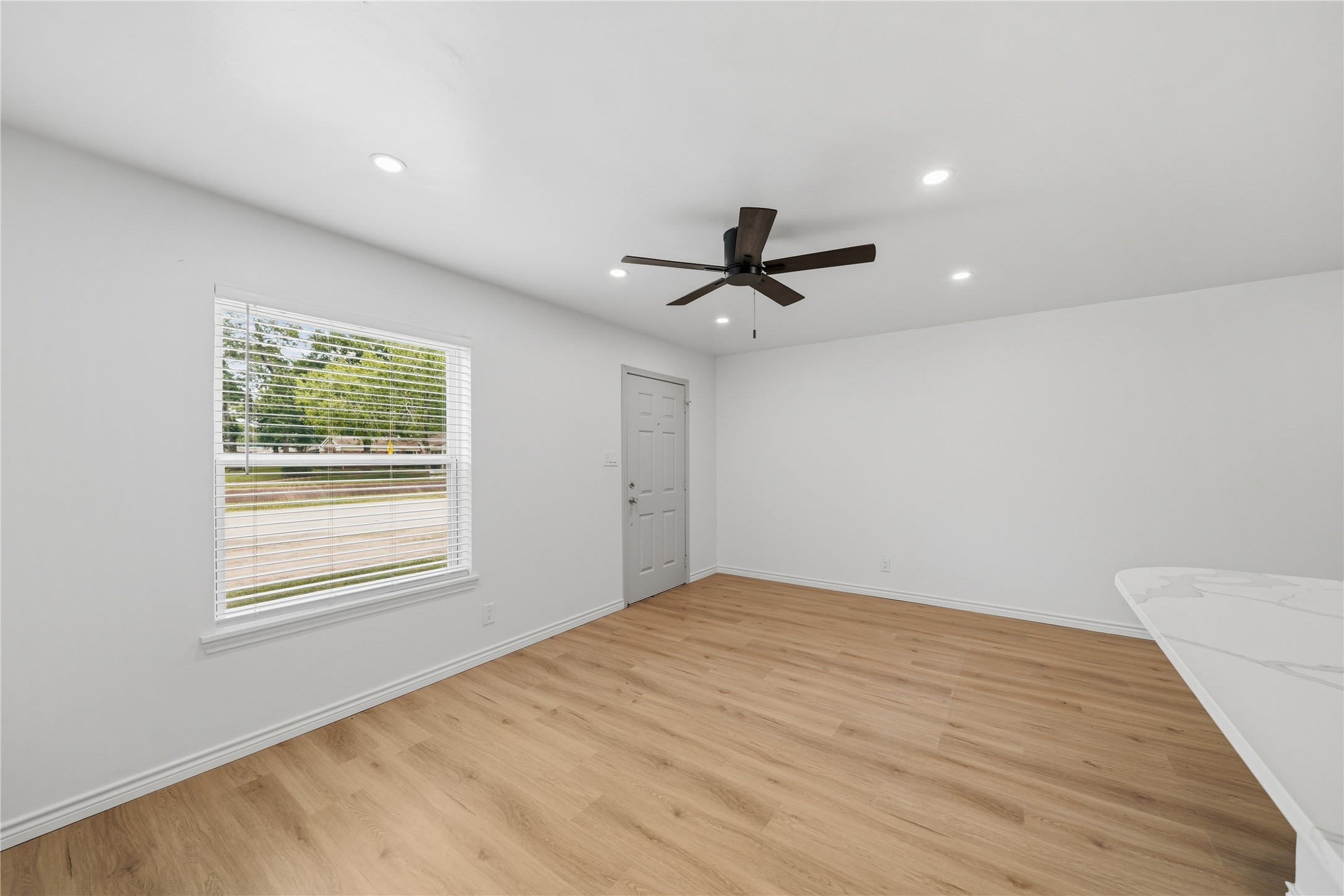 1405 Shadowdale Drive 23 Property Photo 5