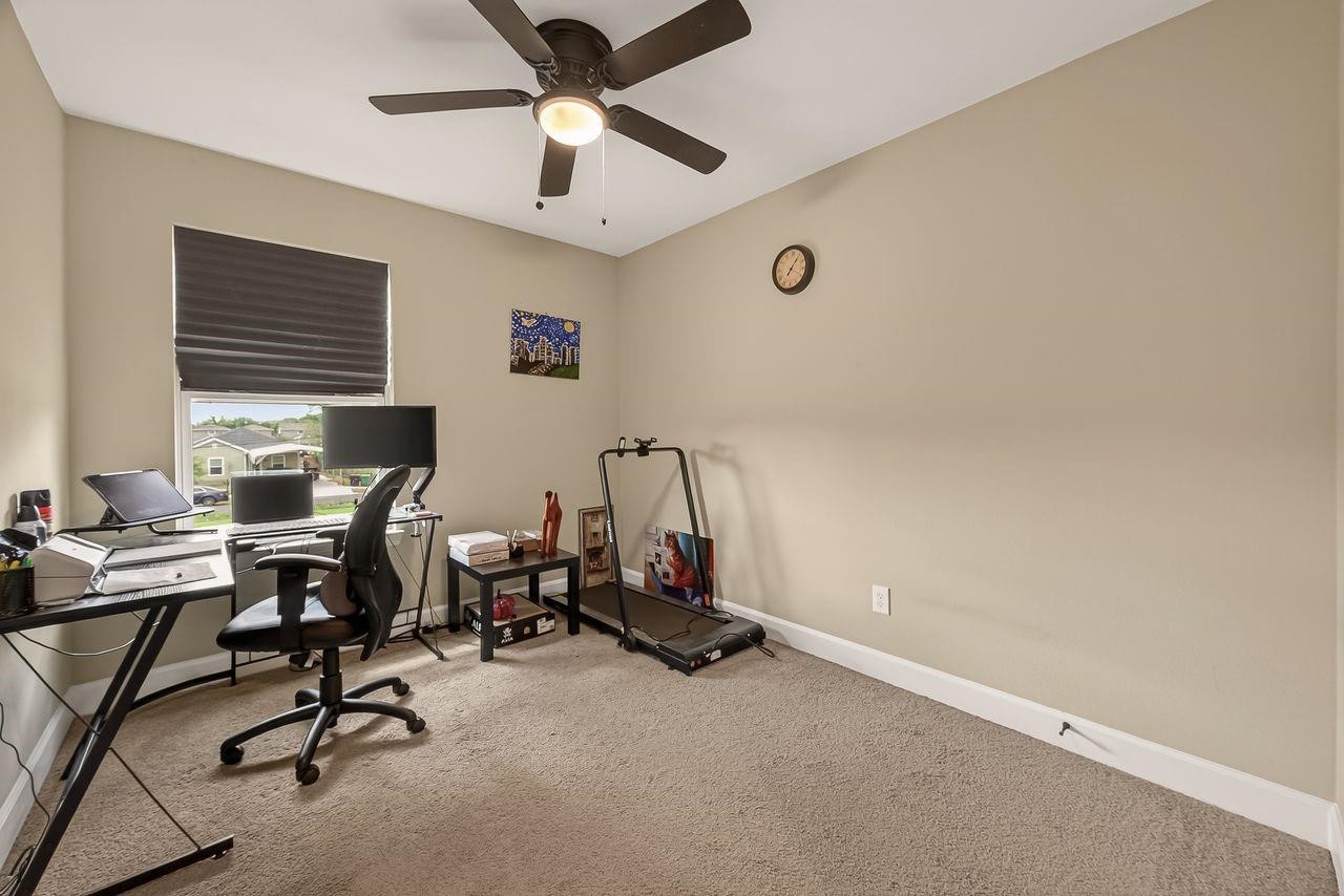 9724 Racine Street Property Photo 19