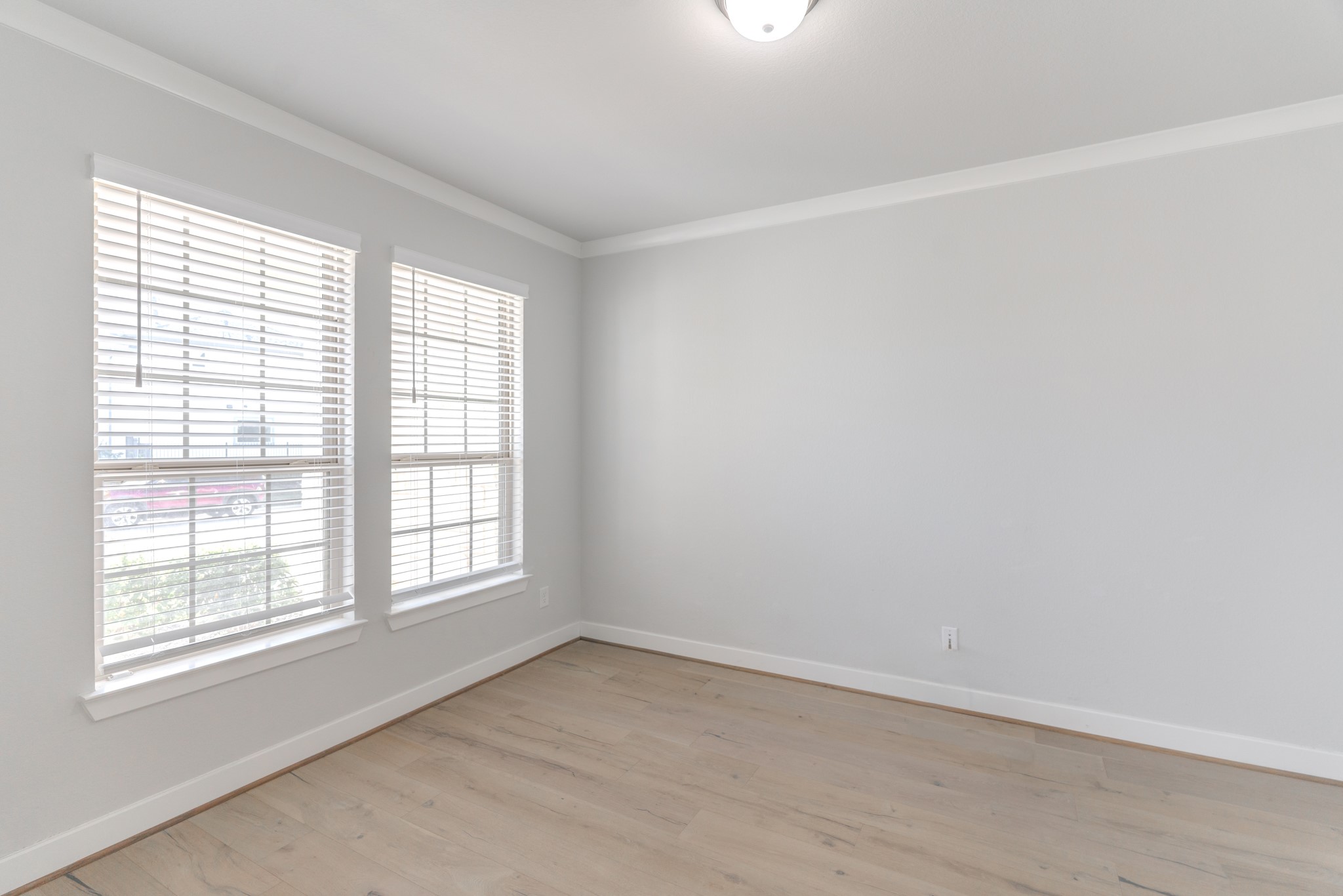 56 Venetia Grove Drive Property Photo 6