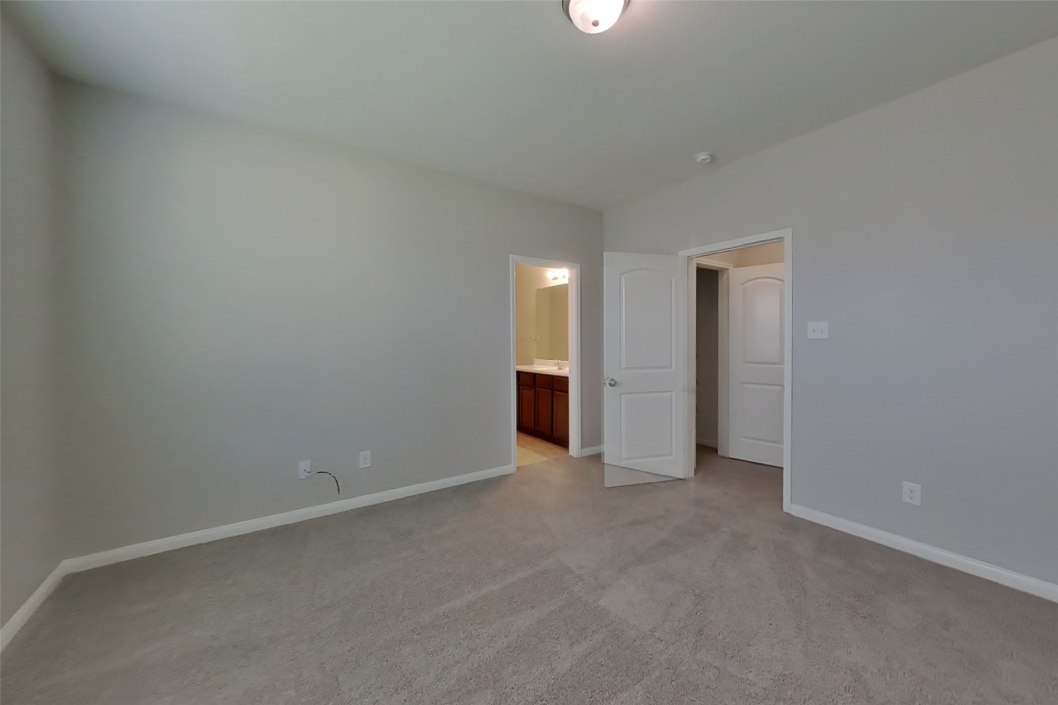 10823 Spring Brook Pass Drive Property Photo 7
