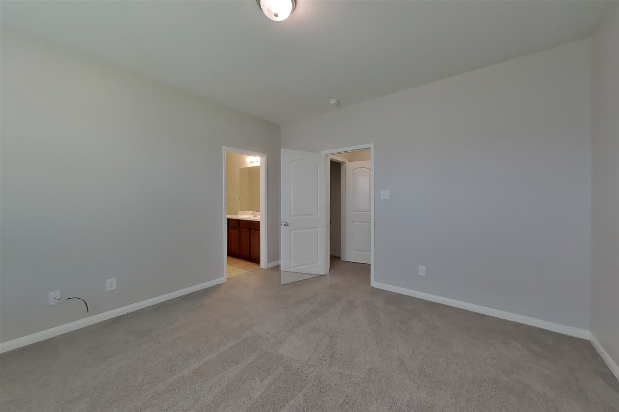 10823 Spring Brook Pass Drive Property Photo 8