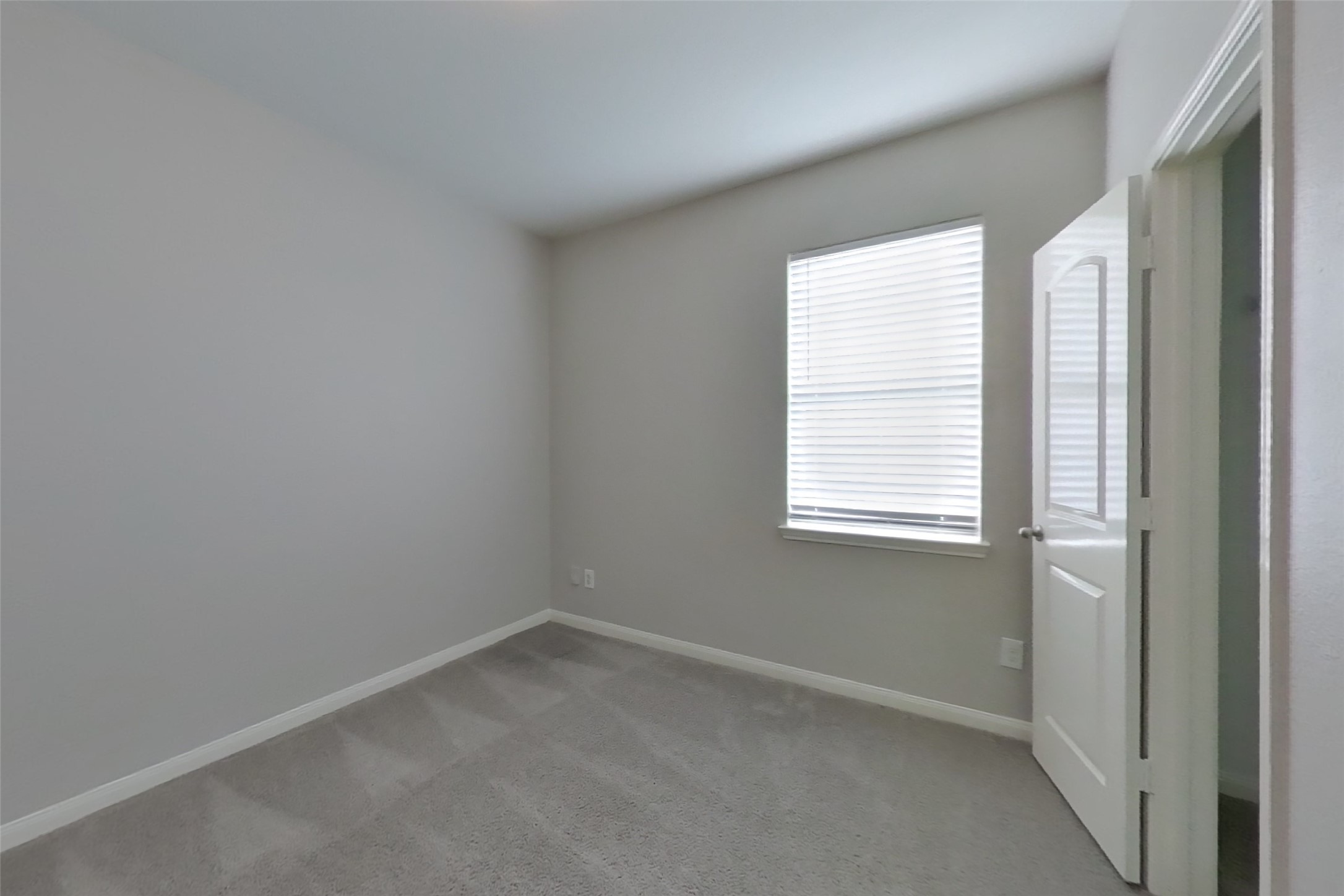 10823 Spring Brook Pass Drive Property Photo 12
