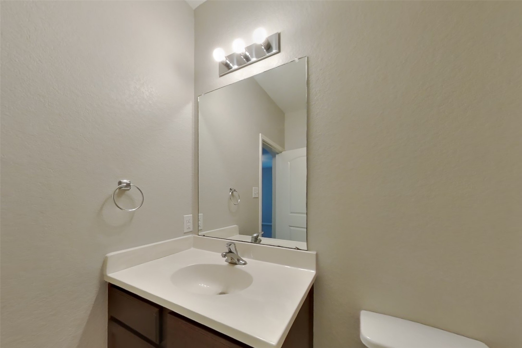 10823 Spring Brook Pass Drive Property Photo 13