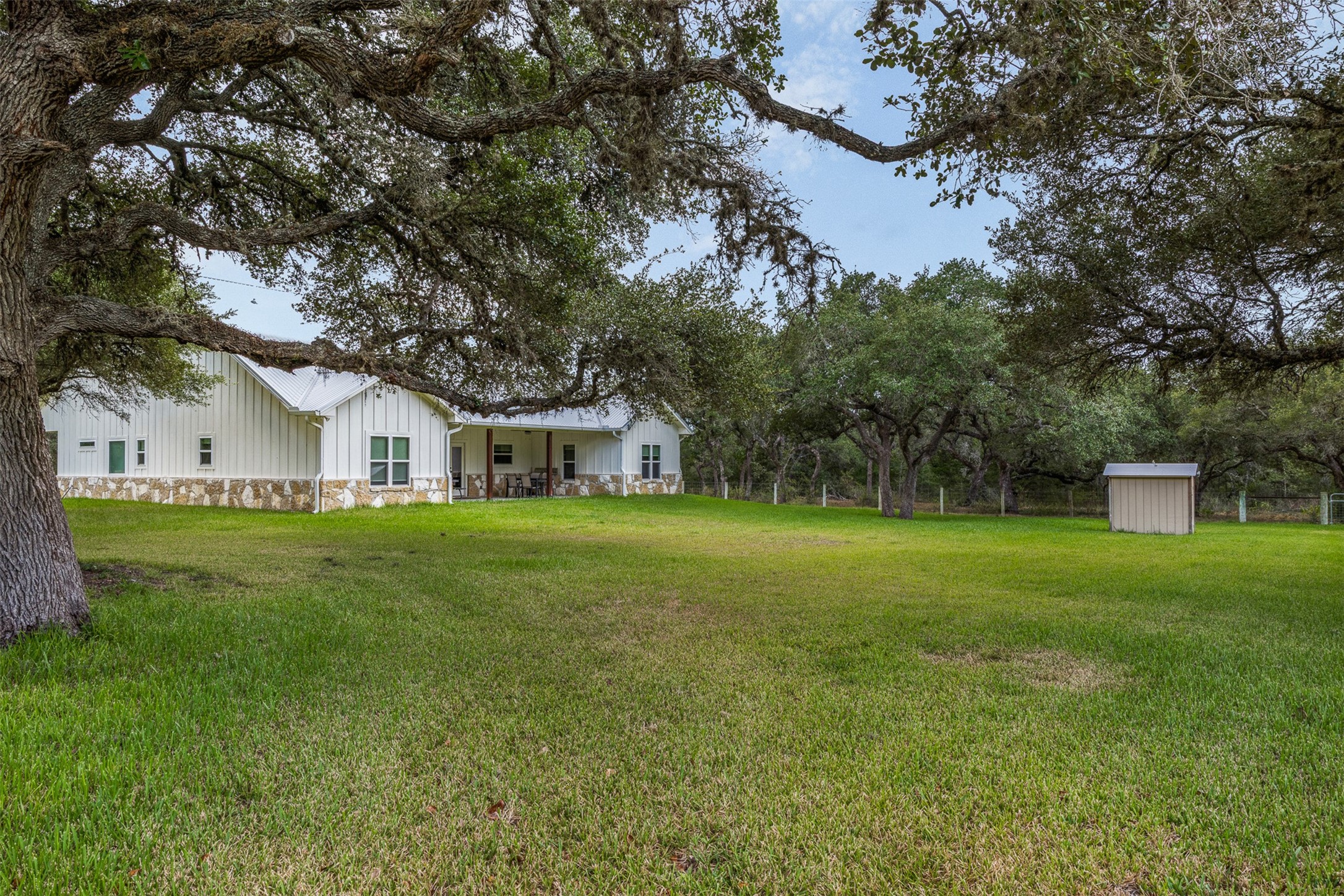 1800 County Road 122 Property Photo 5