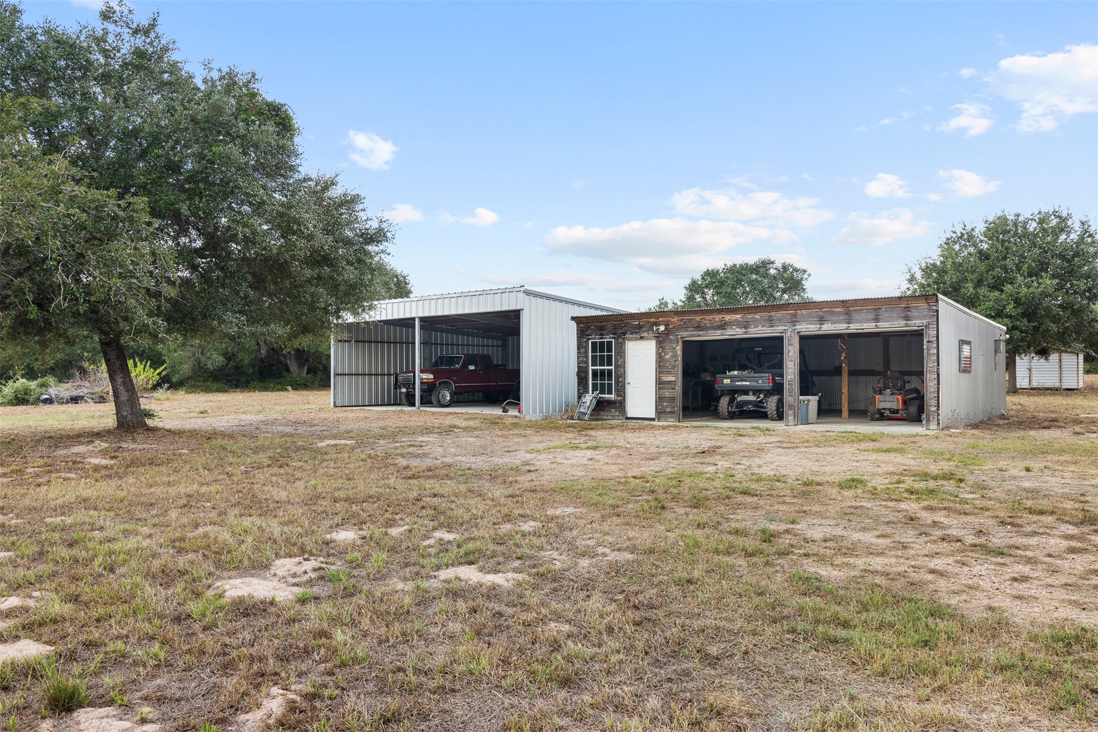 1800 County Road 122 Property Photo 6