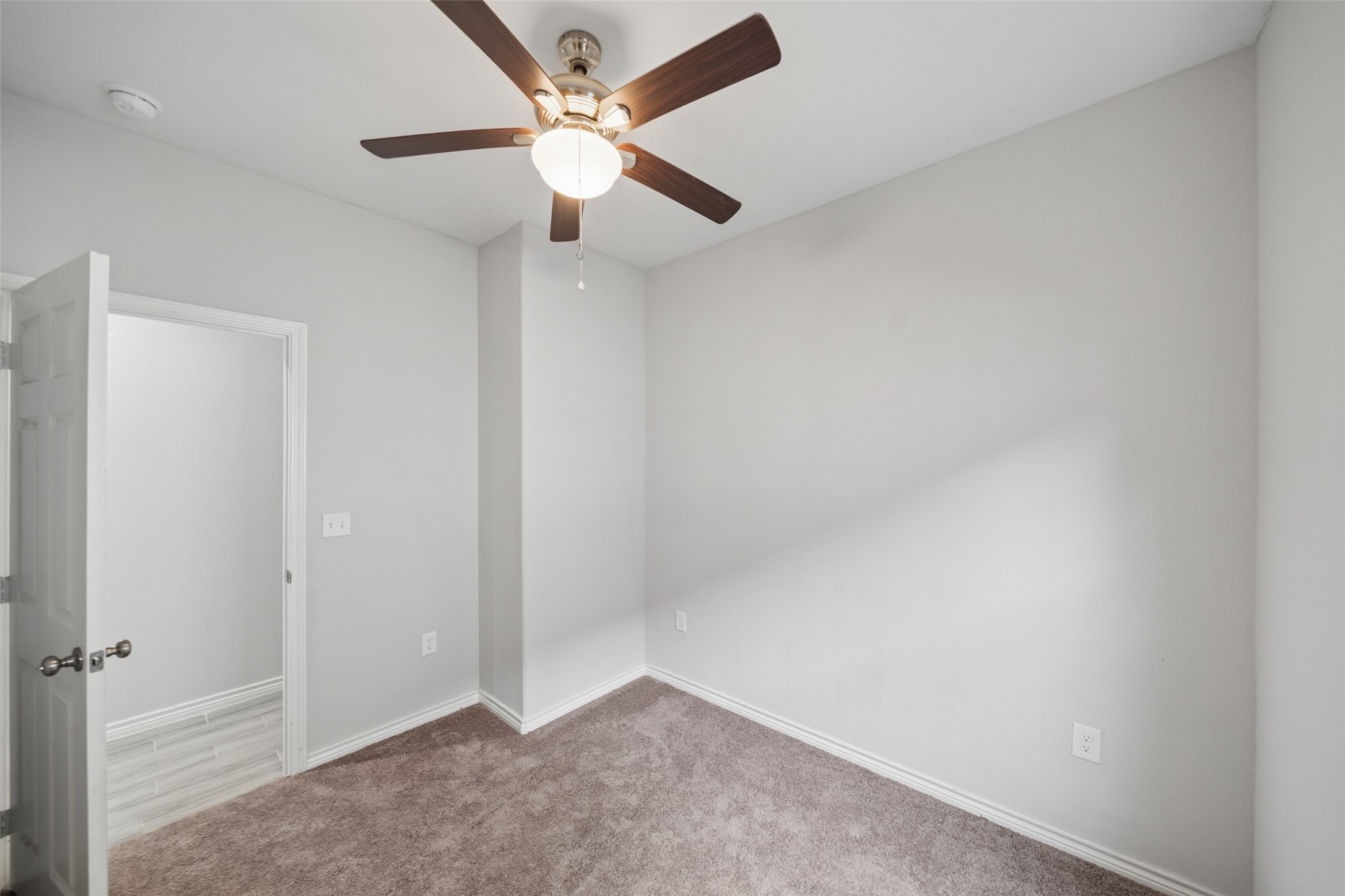 396 Westchase Property Photo 16