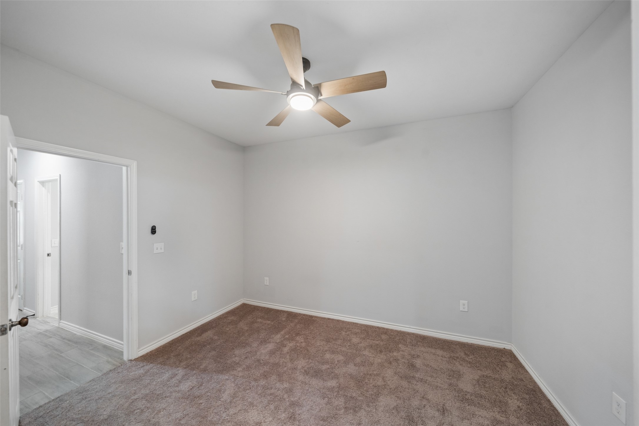 396 Westchase Property Photo 18
