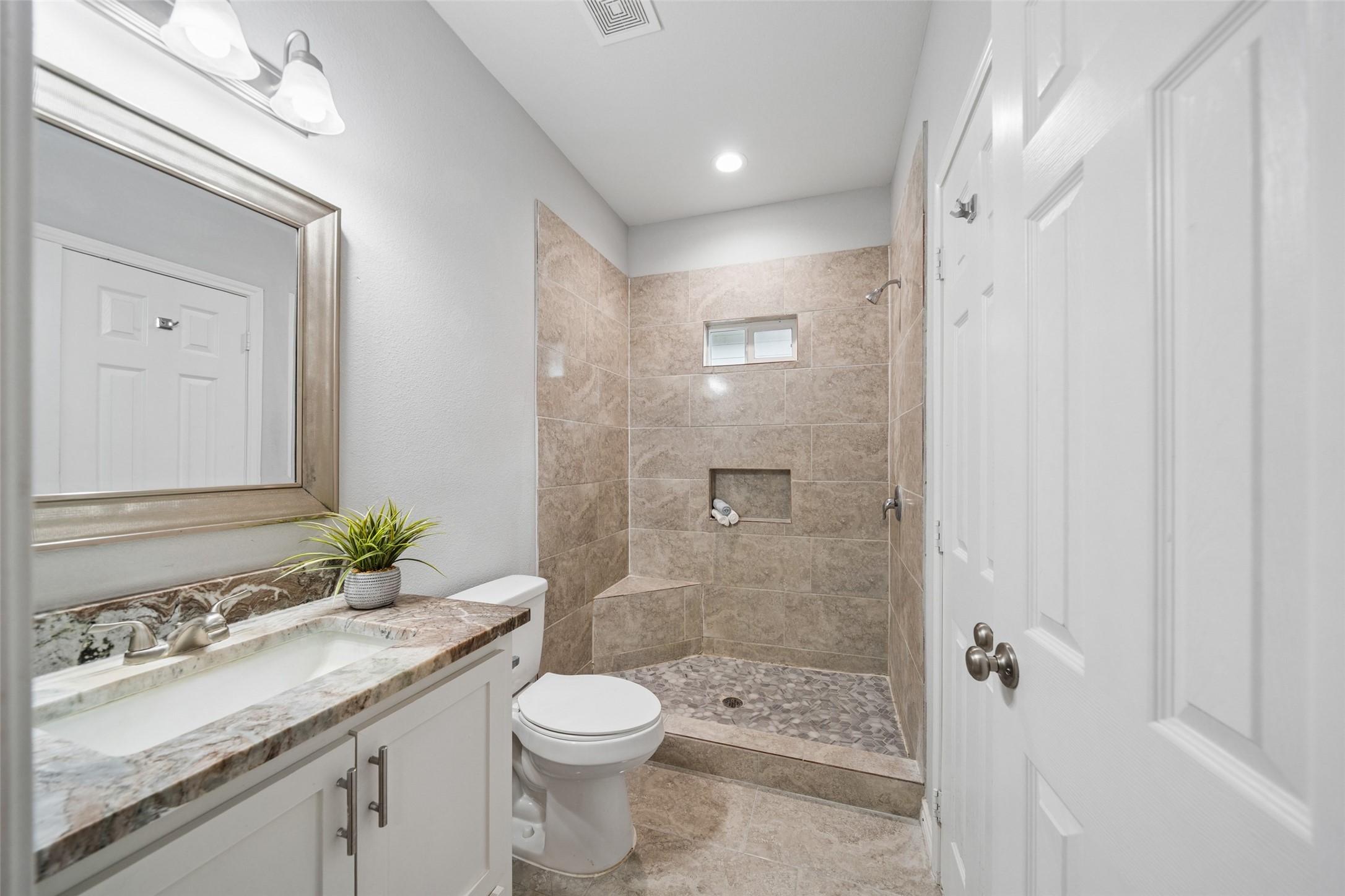 396 Westchase Property Photo 20