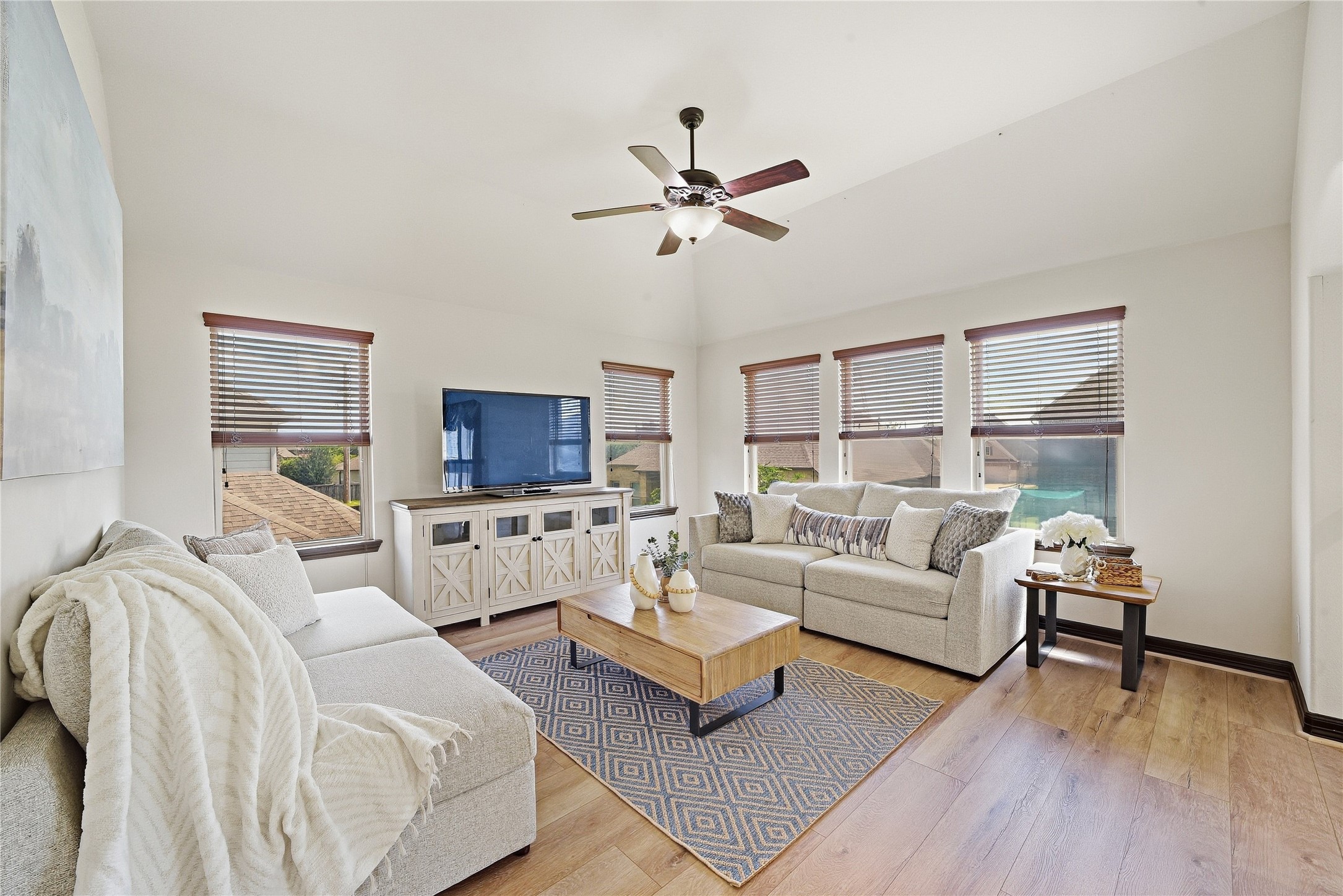 26407 Wooded Hollow Lane Property Photo 33