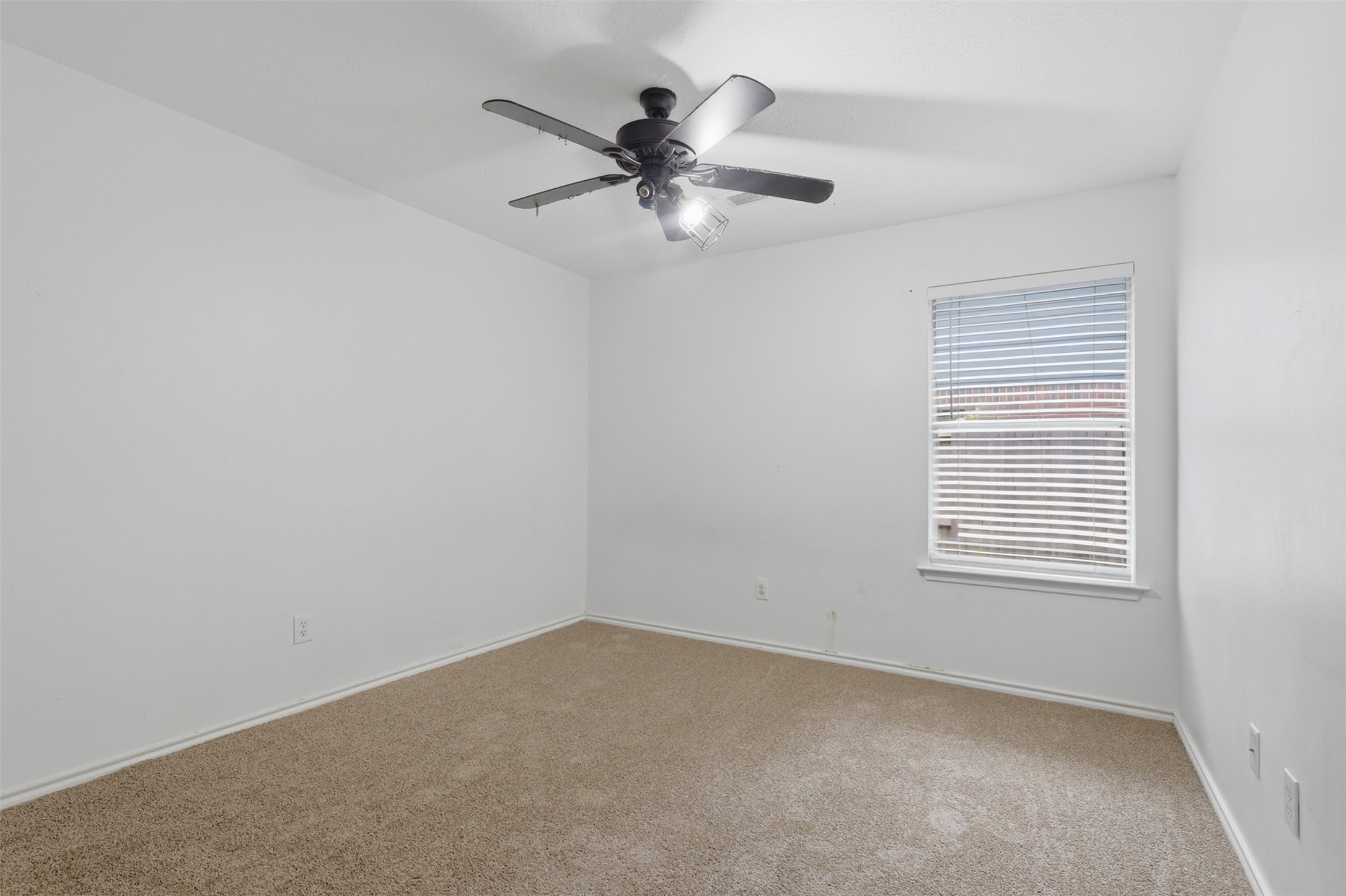19319 Arbor Pines Property Photo 23
