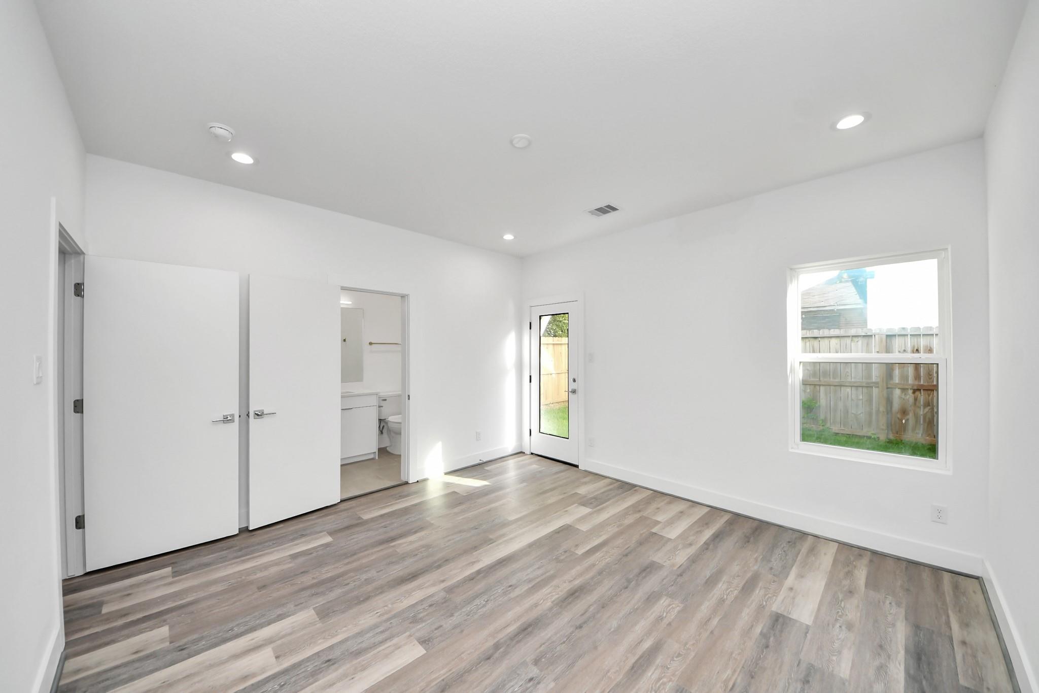 2521 Francis Street, Houston Tx 77004 Property Photo 8