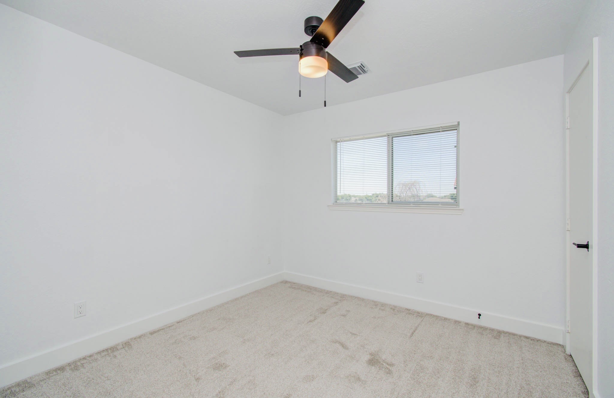 6117 Settlers Square Lane Property Photo 29