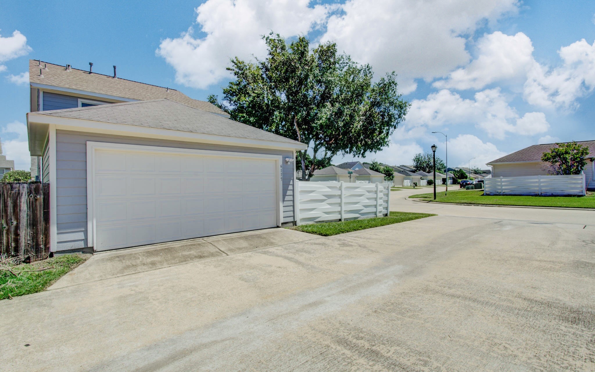 6117 Settlers Square Lane Property Photo 45