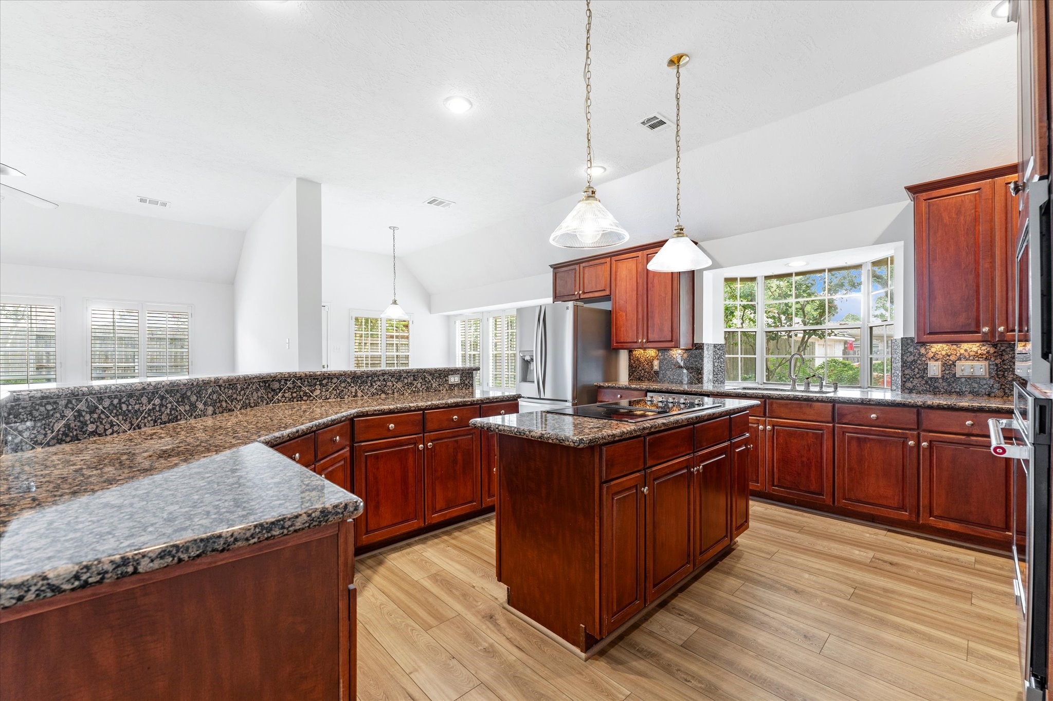 15702 Twisting Springs Drive Property Photo 7
