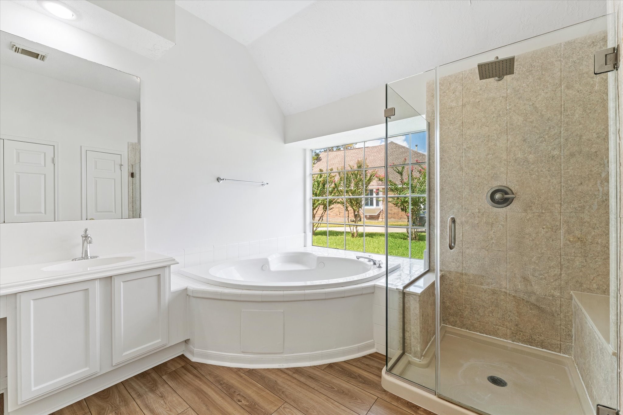 15702 Twisting Springs Drive Property Photo 14