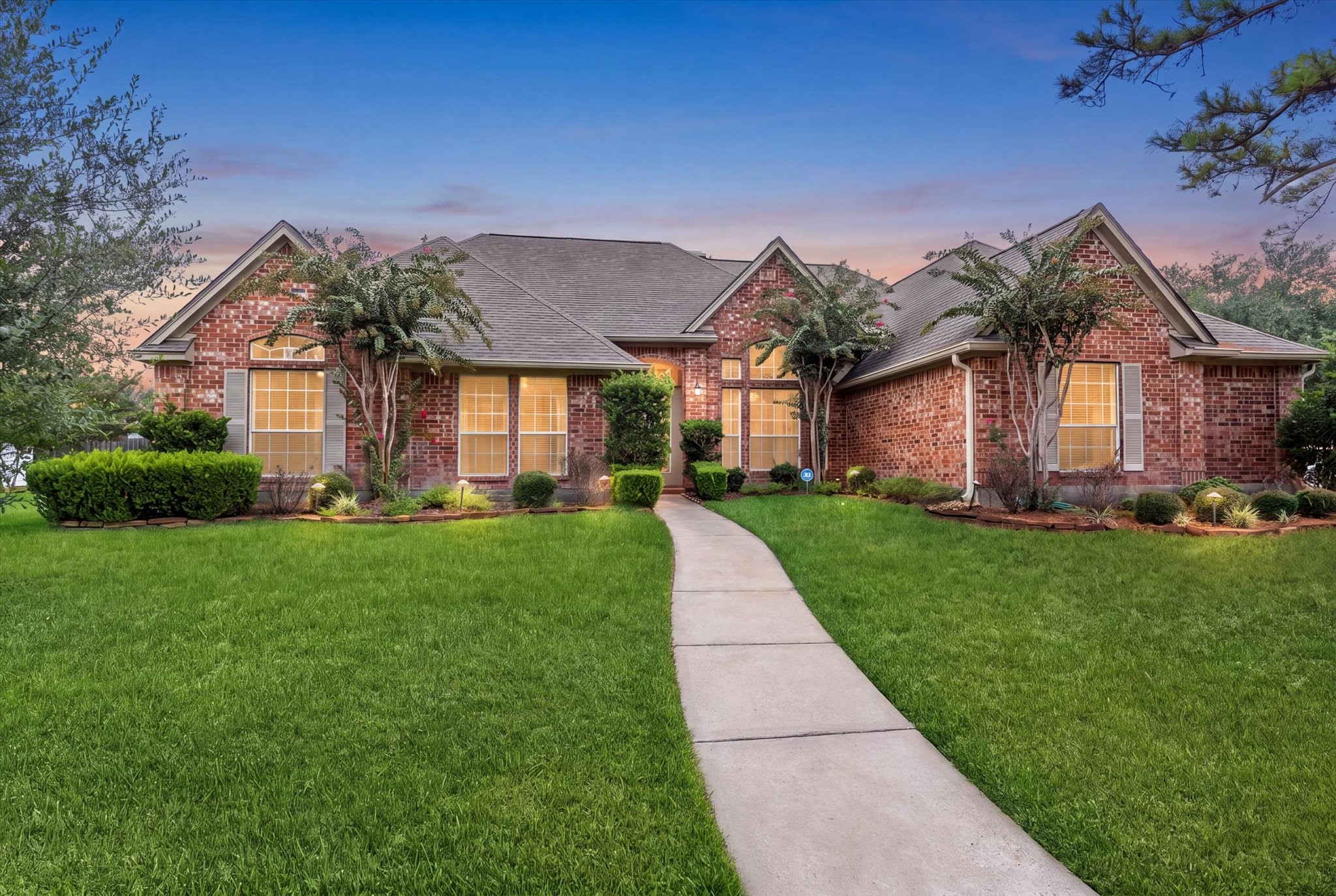 15702 Twisting Springs Drive Property Photo 34