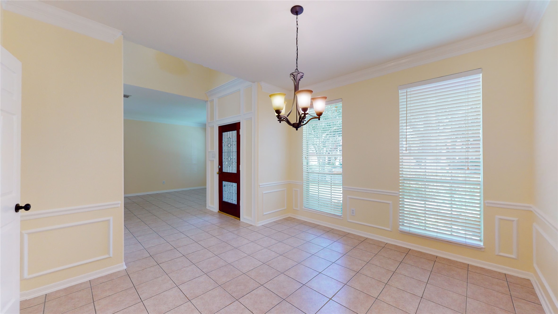 17427 Marigold Property Photo 8
