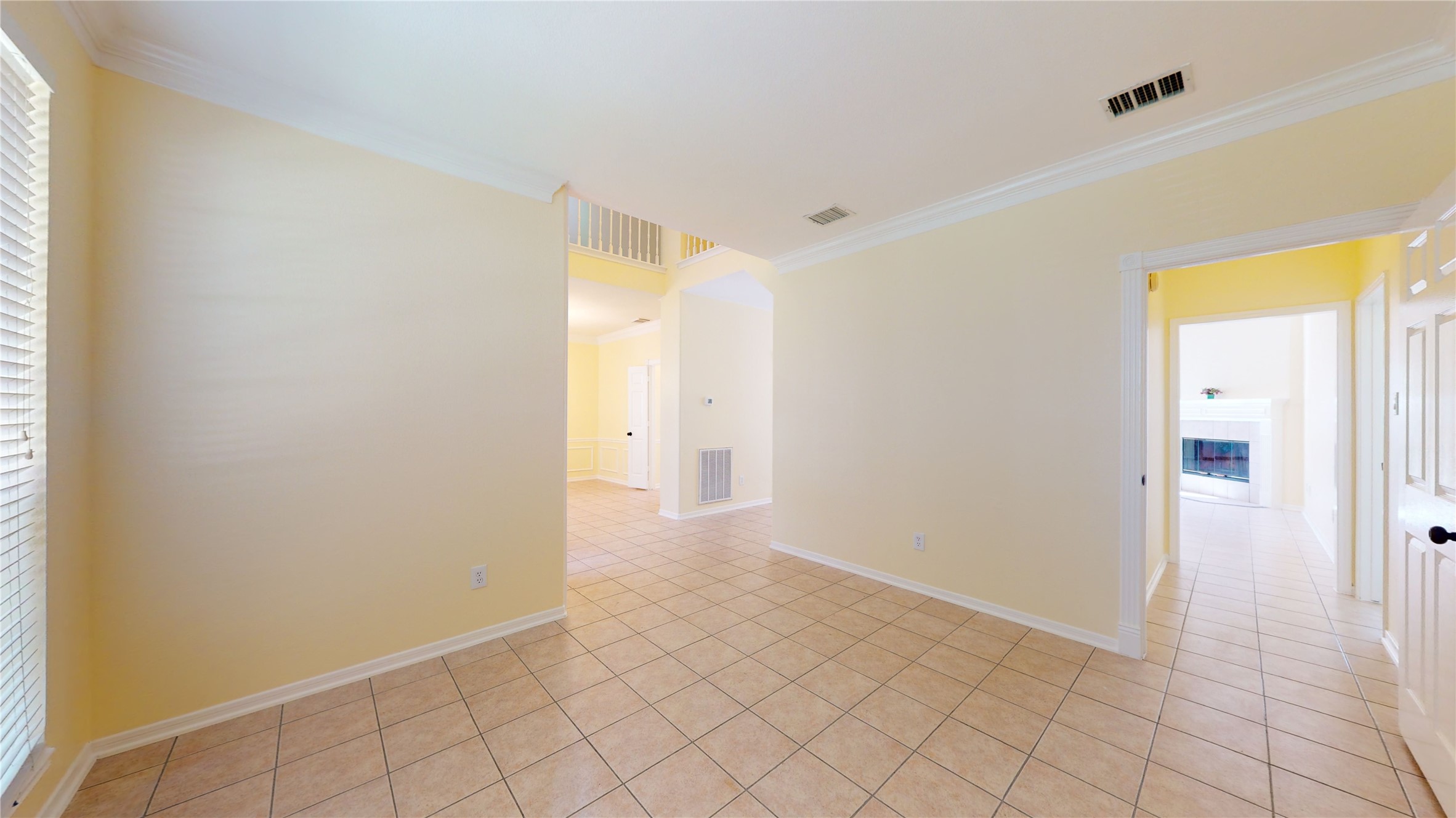 17427 Marigold Property Photo 9