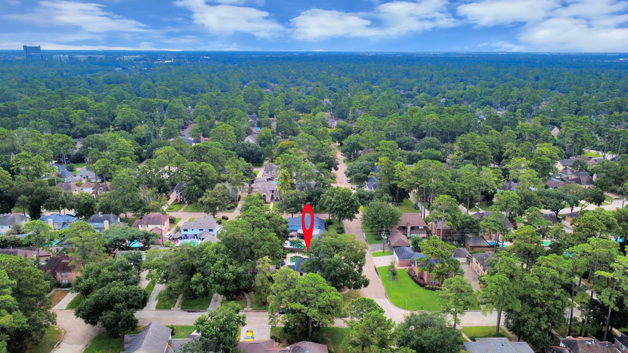12463 Oak Park Drive Property Photo 4