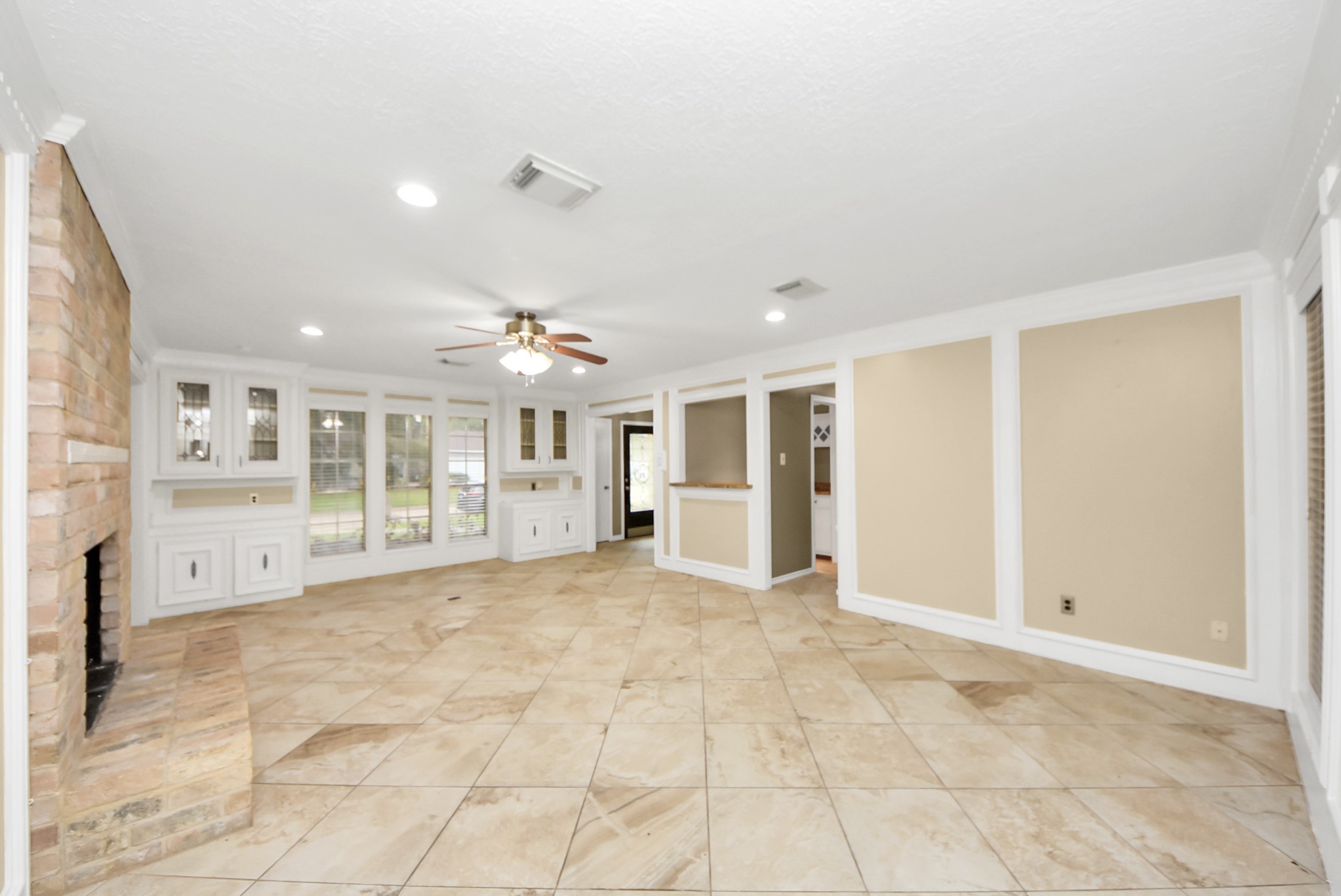 12463 Oak Park Drive Property Photo 9
