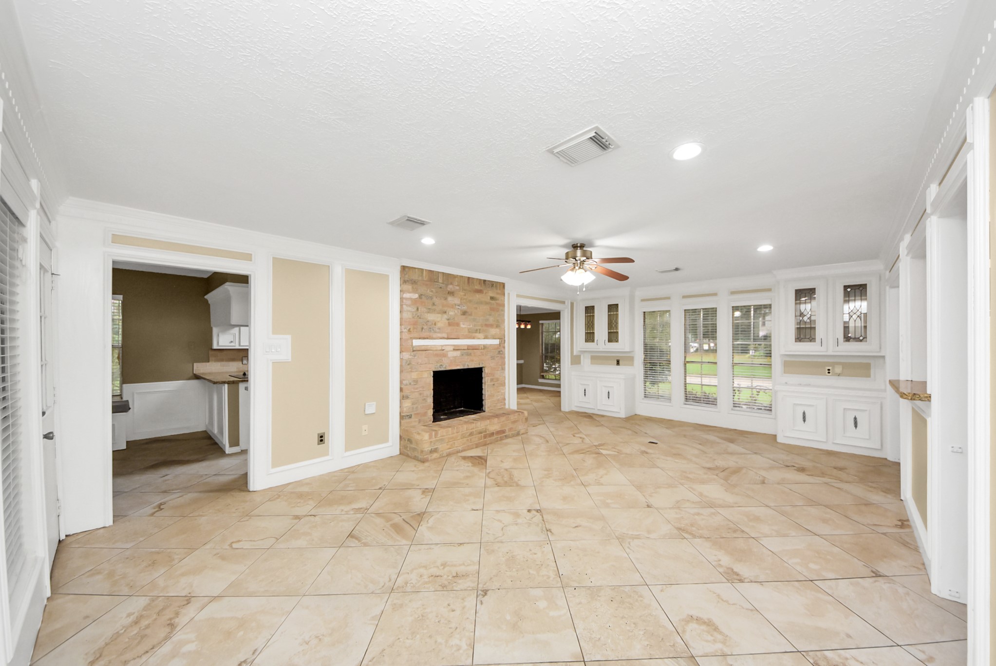 12463 Oak Park Drive Property Photo 10