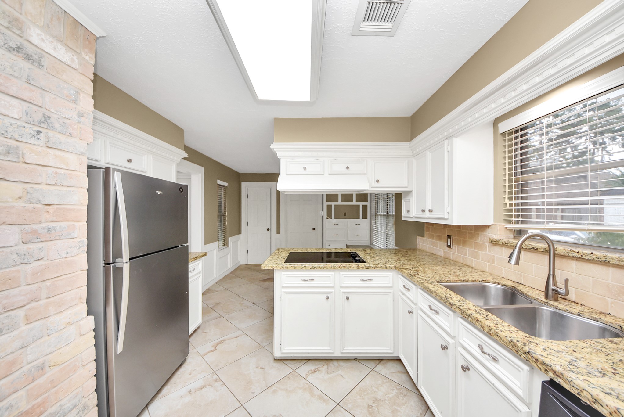 12463 Oak Park Drive Property Photo 15