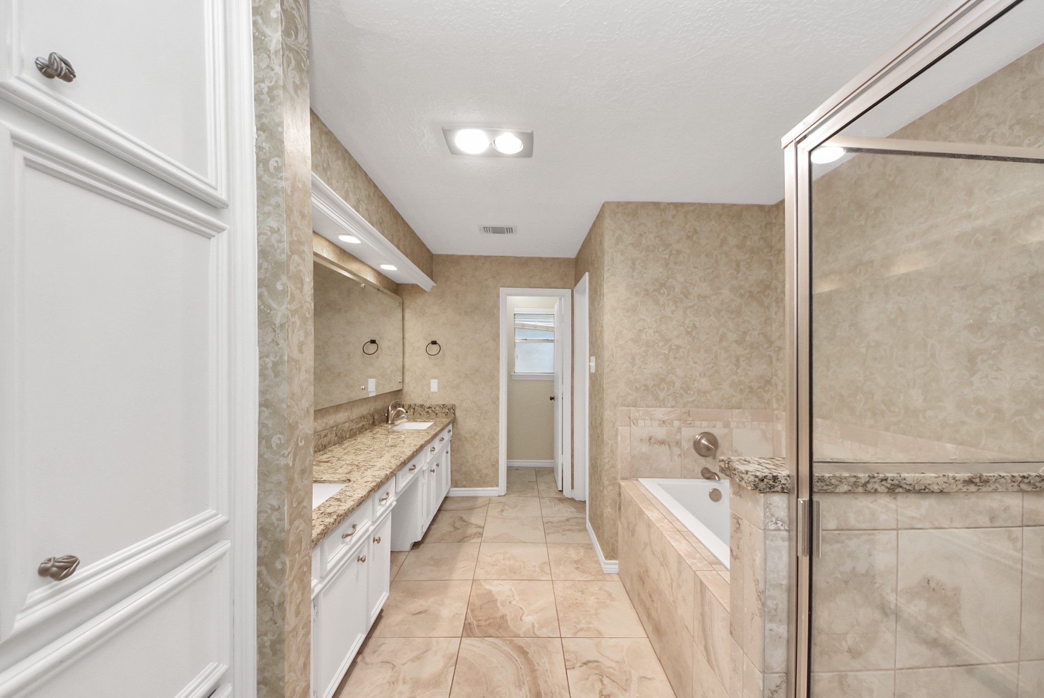 12463 Oak Park Drive Property Photo 28