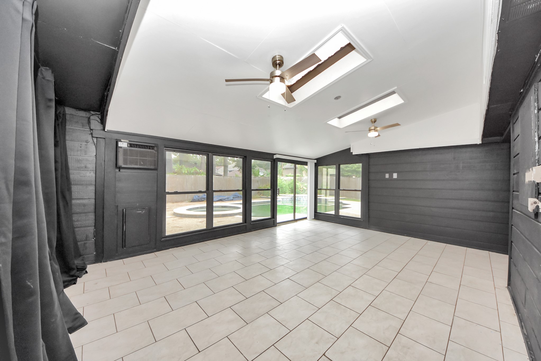 12463 Oak Park Drive Property Photo 36