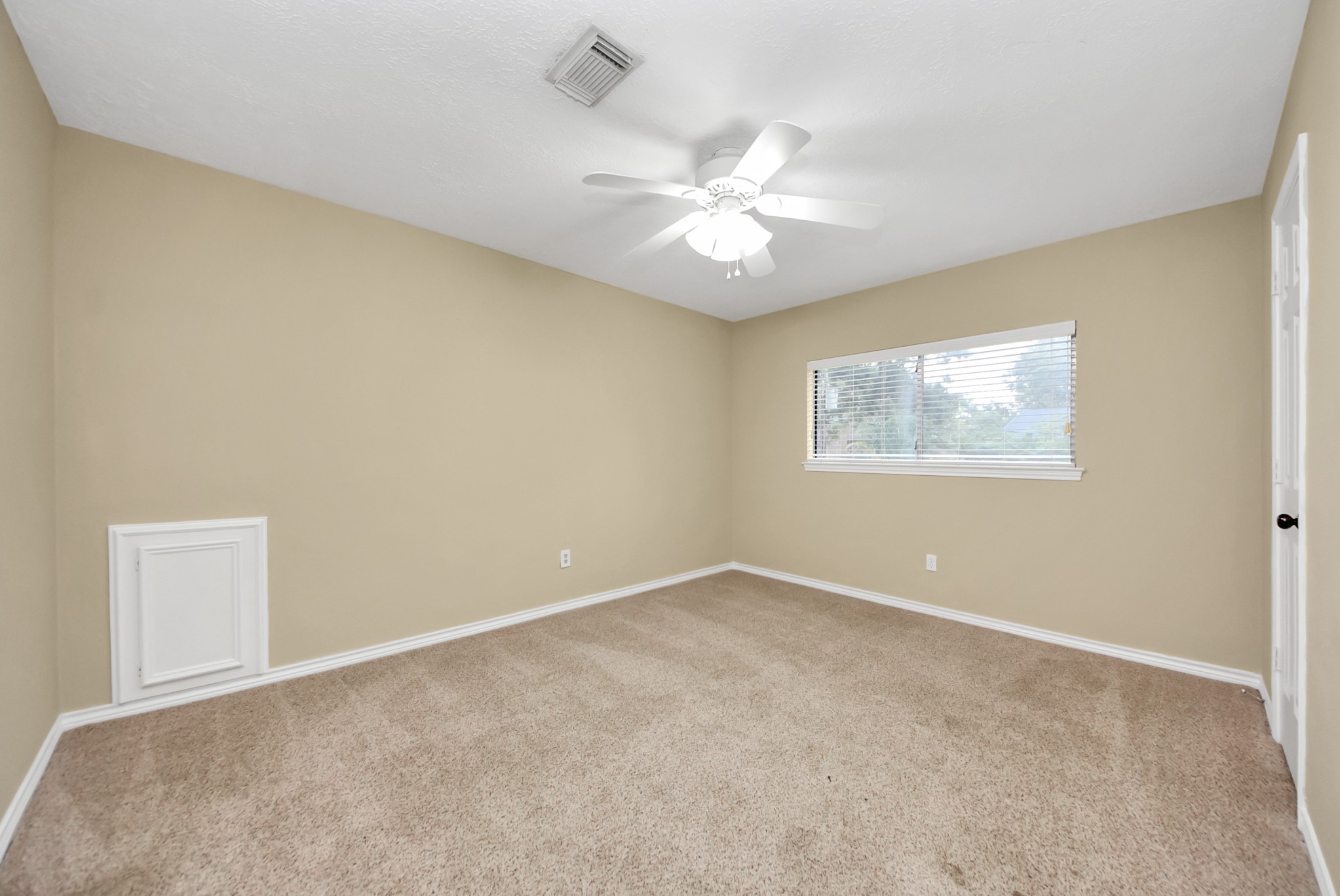 12463 Oak Park Drive Property Photo 46