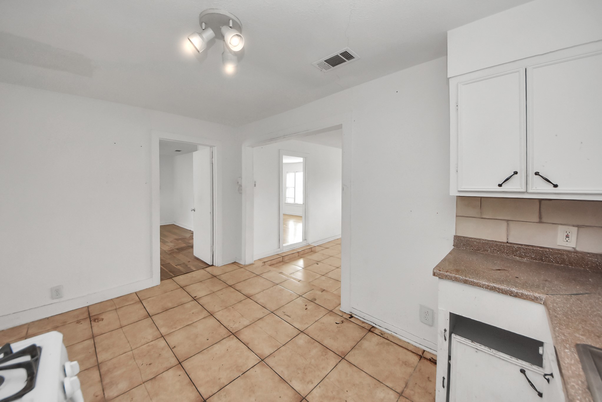 3329 Stassen Street Property Photo 12