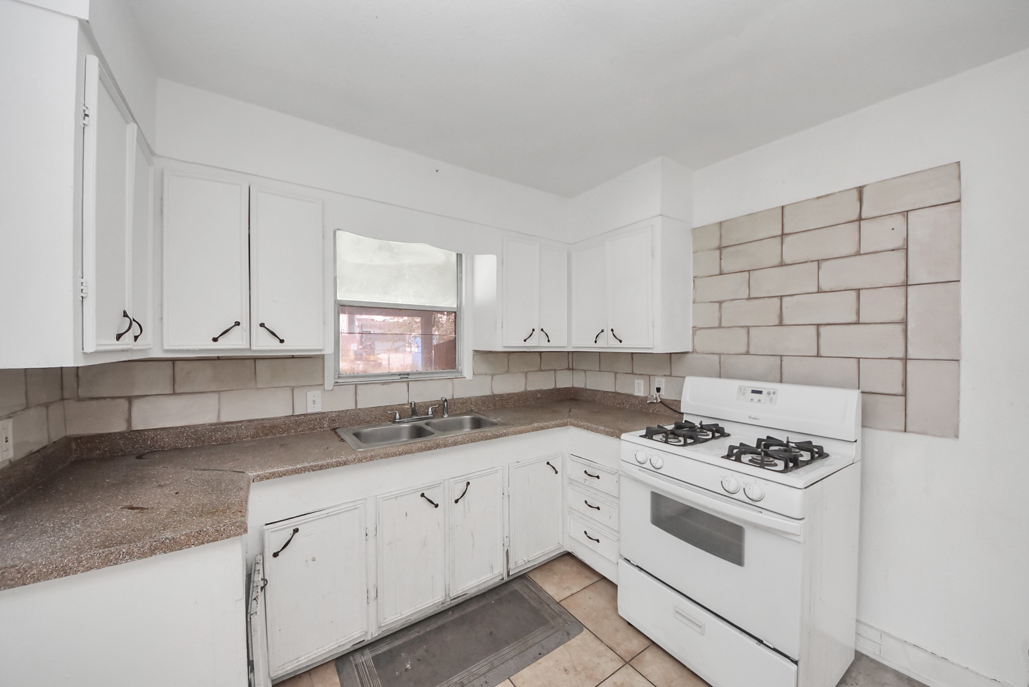 3329 Stassen Street Property Photo 13