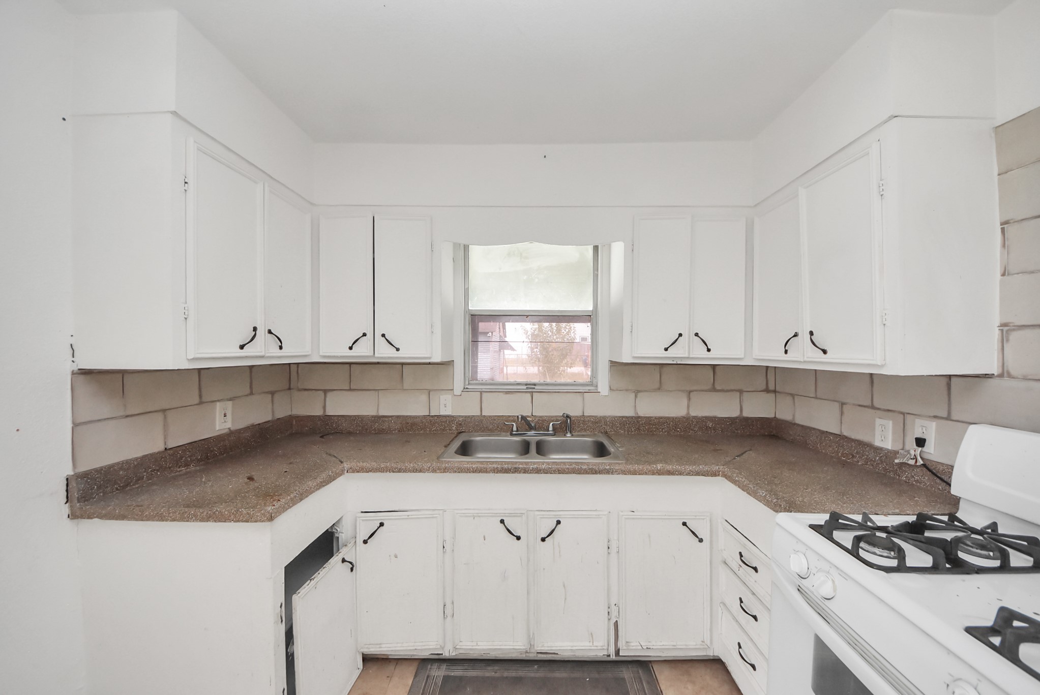 3329 Stassen Street Property Photo 14