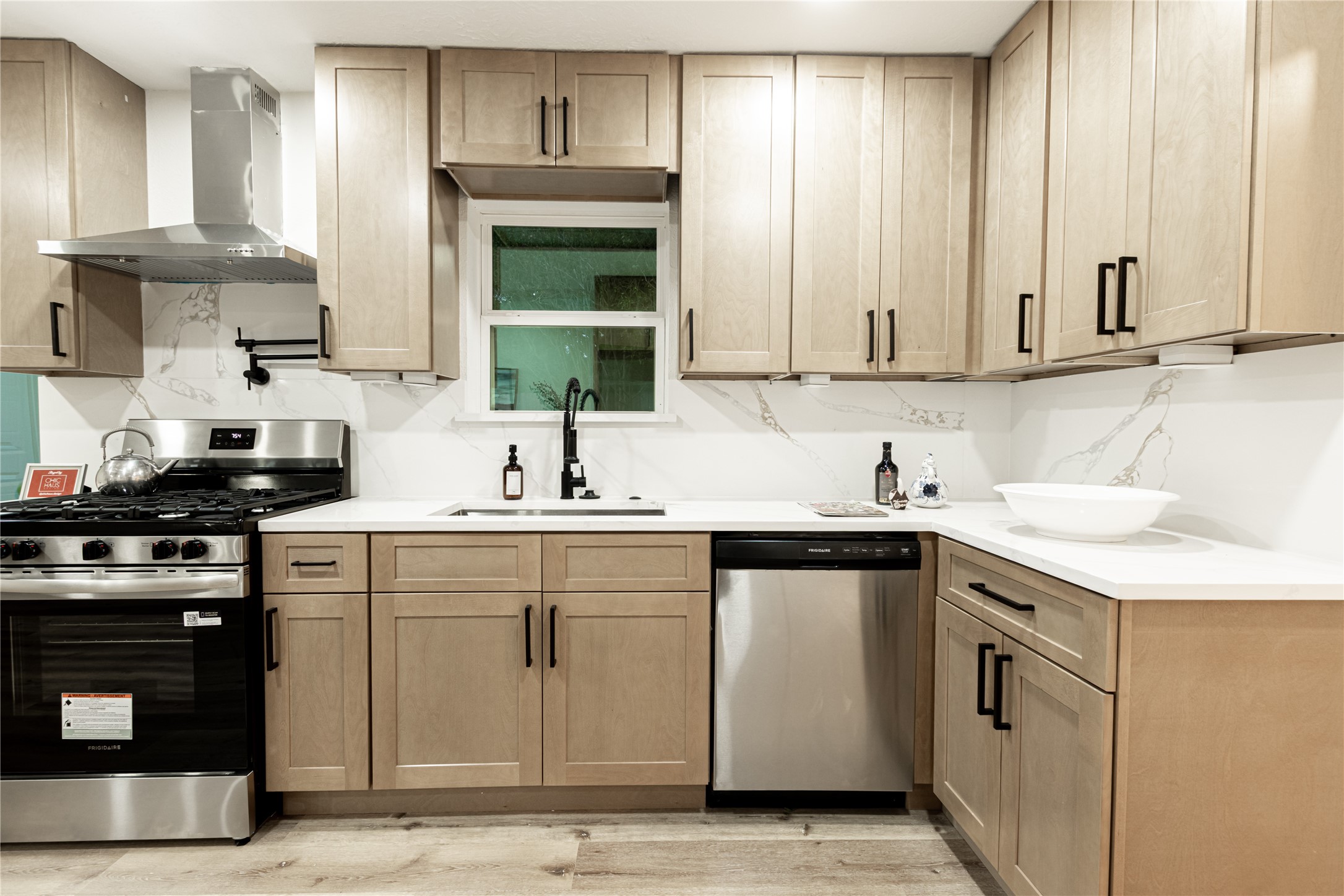 12211 Appleby Drive Property Photo 13