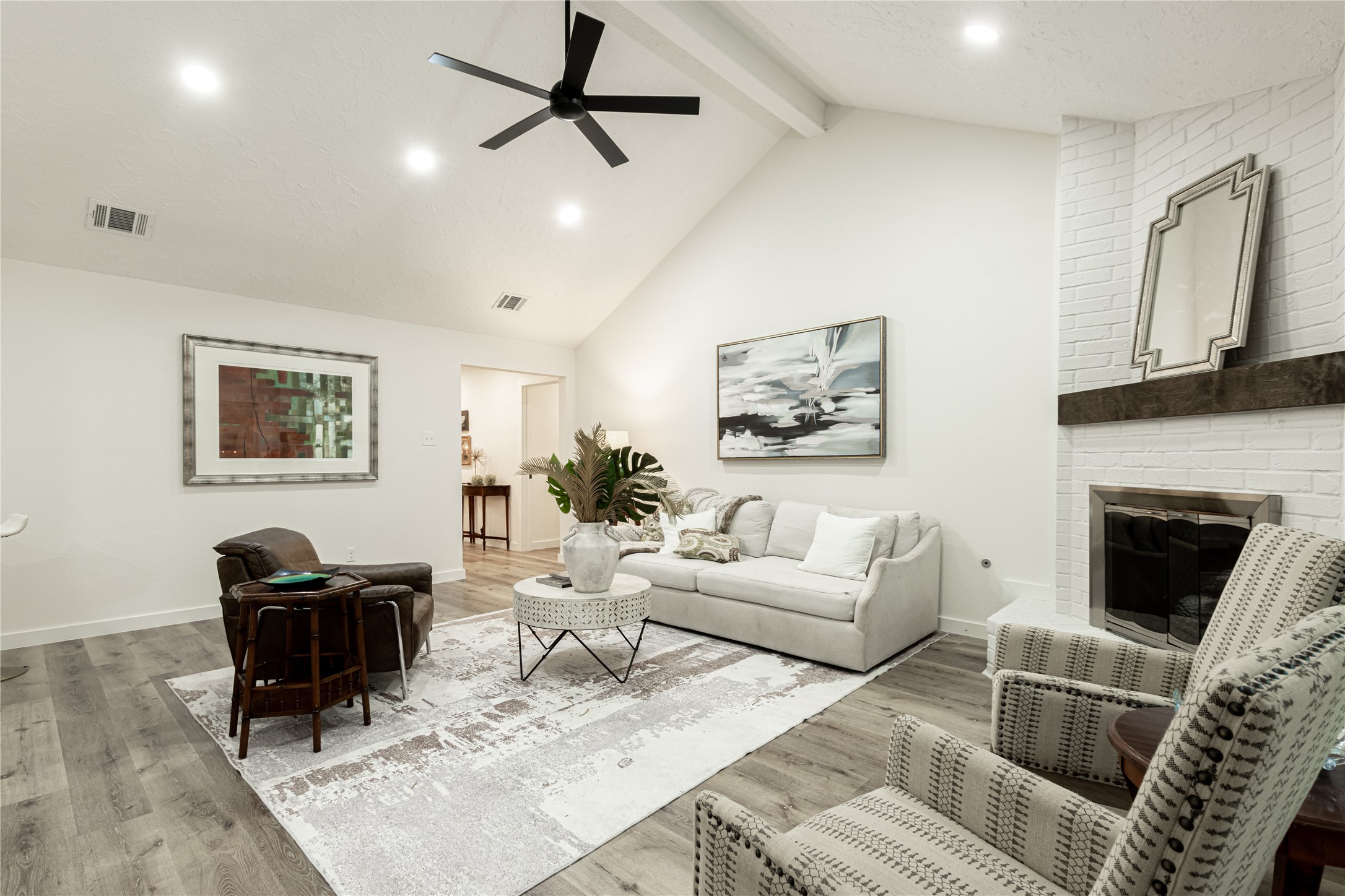 12211 Appleby Drive Property Photo 20