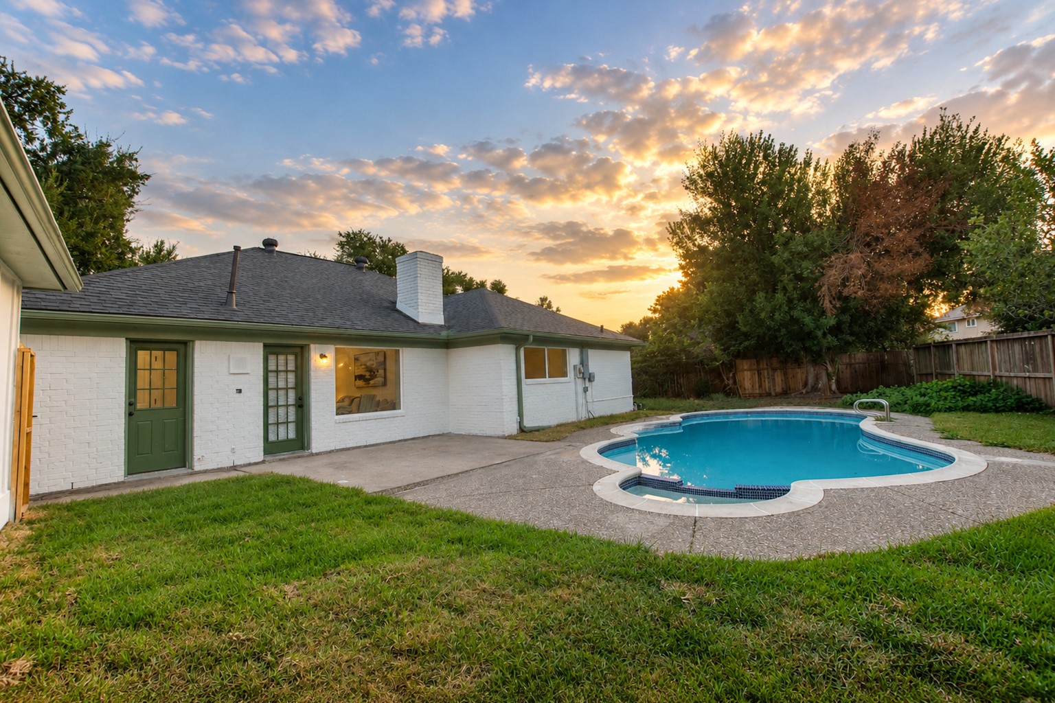 12211 Appleby Drive Property Photo 35
