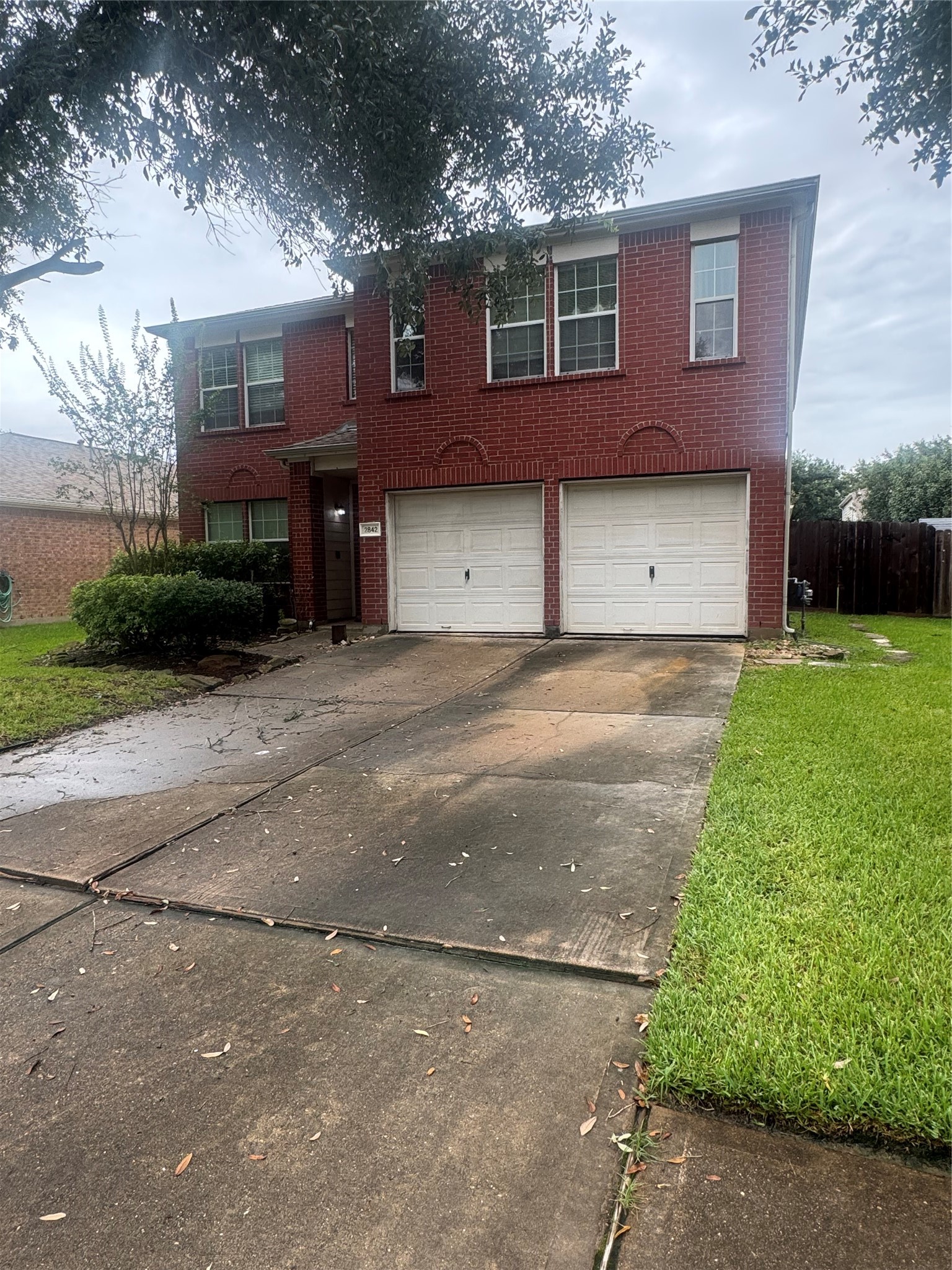 2842 Sandberry Drive Property Photo 3
