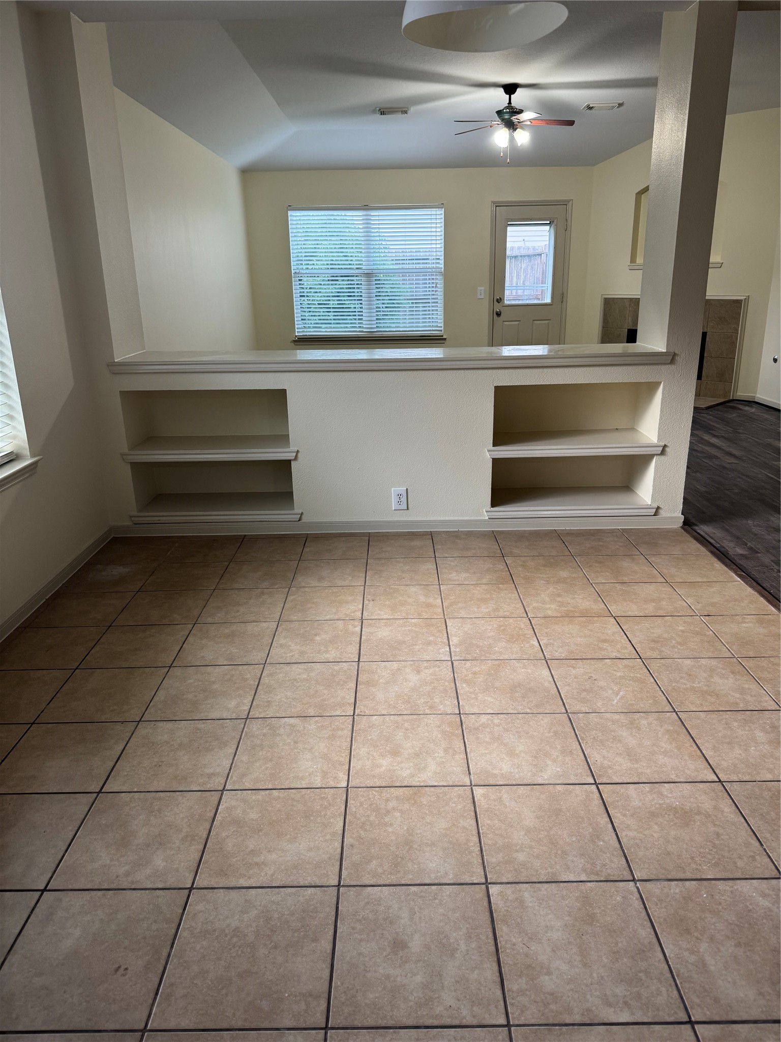2842 Sandberry Drive Property Photo 11