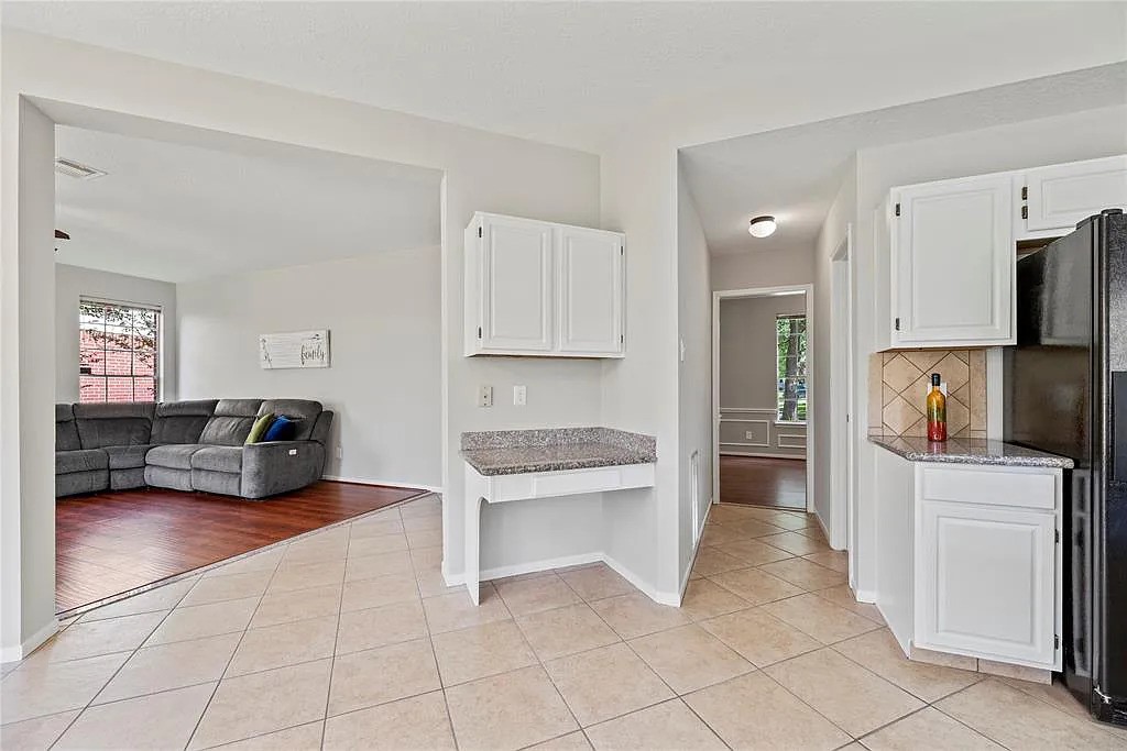 215 Birch Hill Drive Property Photo 7