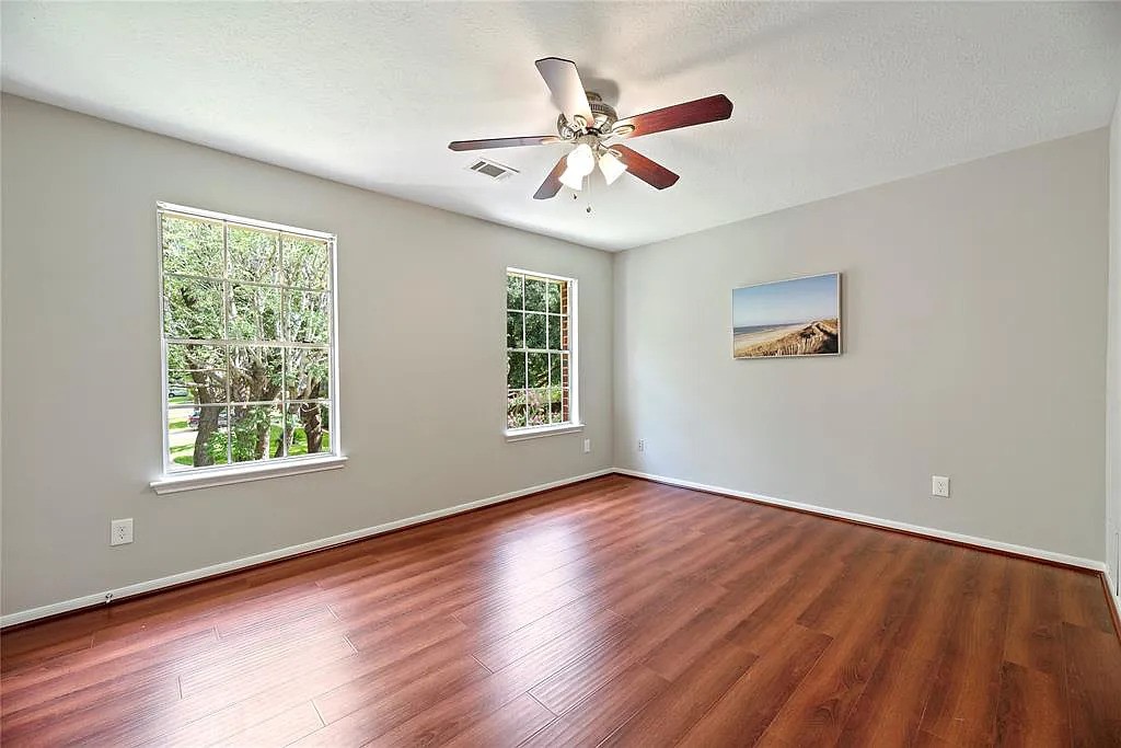 215 Birch Hill Drive Property Photo 10