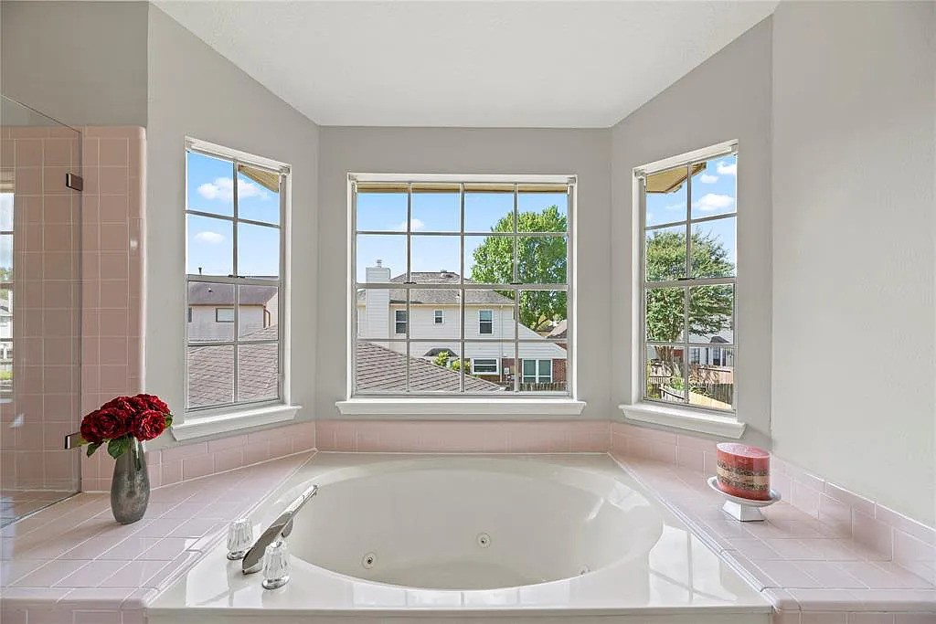 215 Birch Hill Drive Property Photo 14