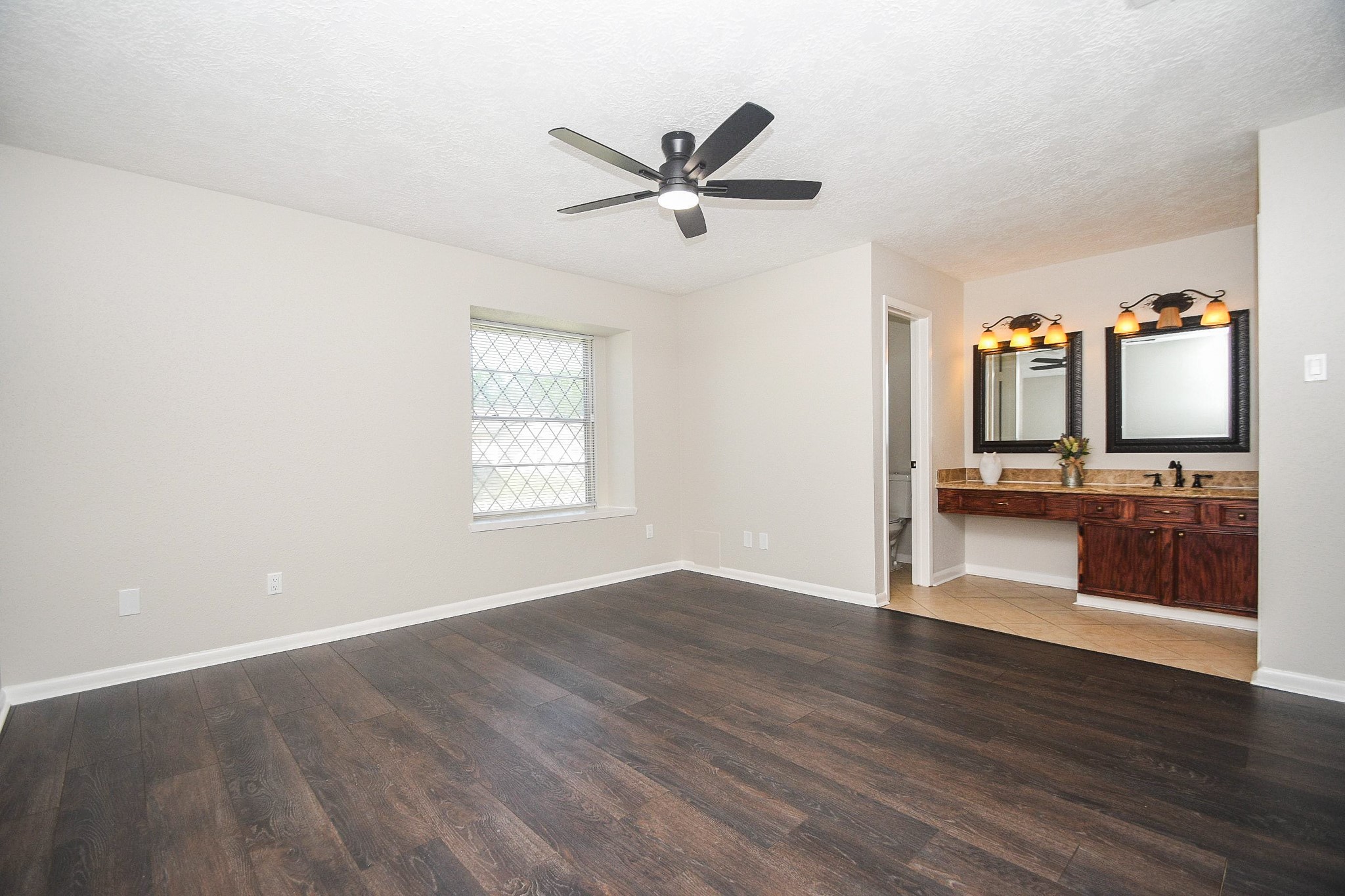 6906 Grant Drive Property Photo 18