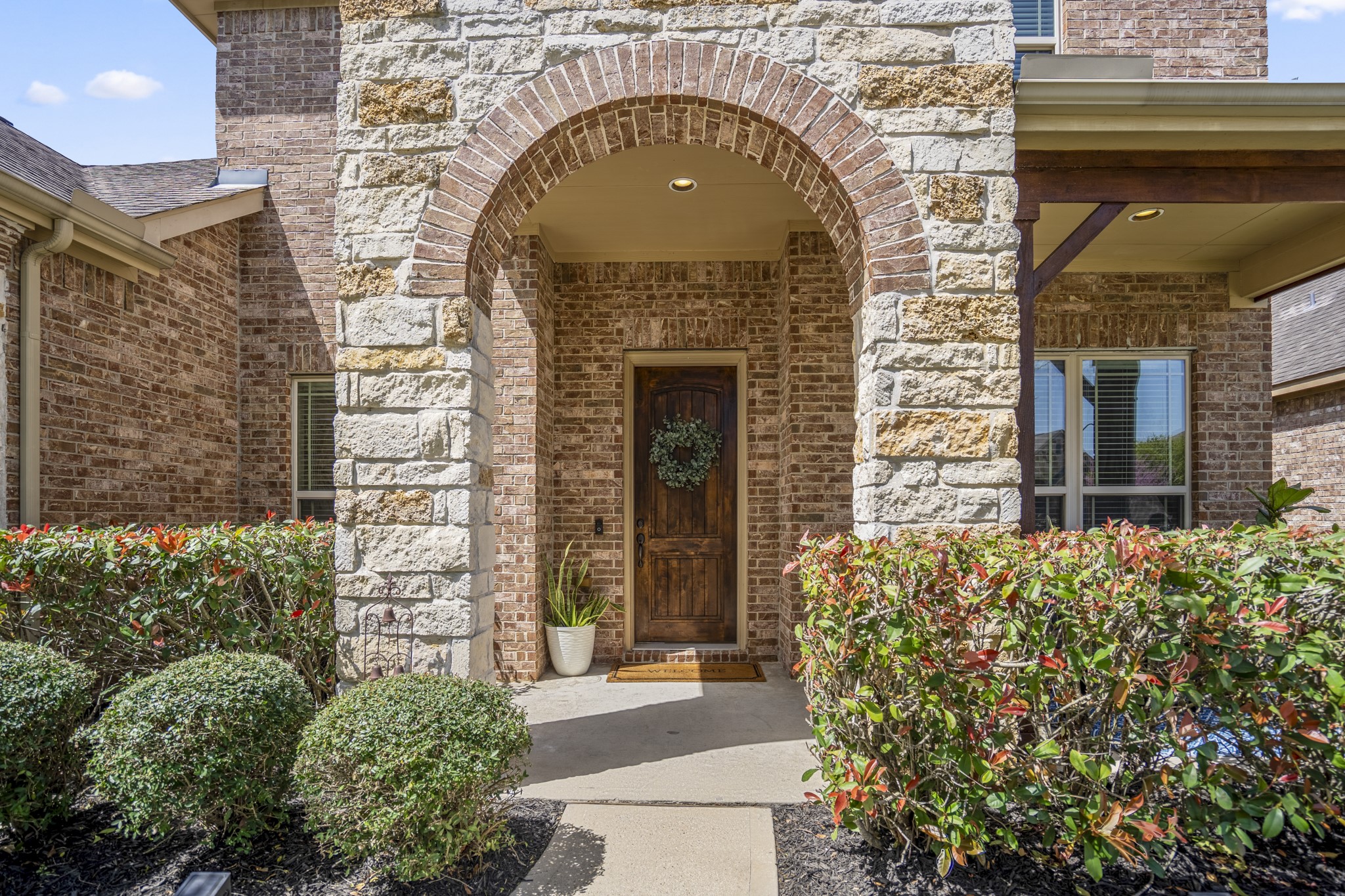 289 Westwood Drive Property Photo