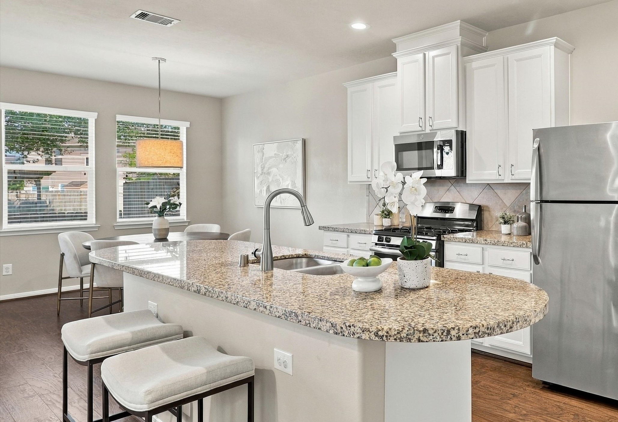8323 Lamond Lane Property Photo 1