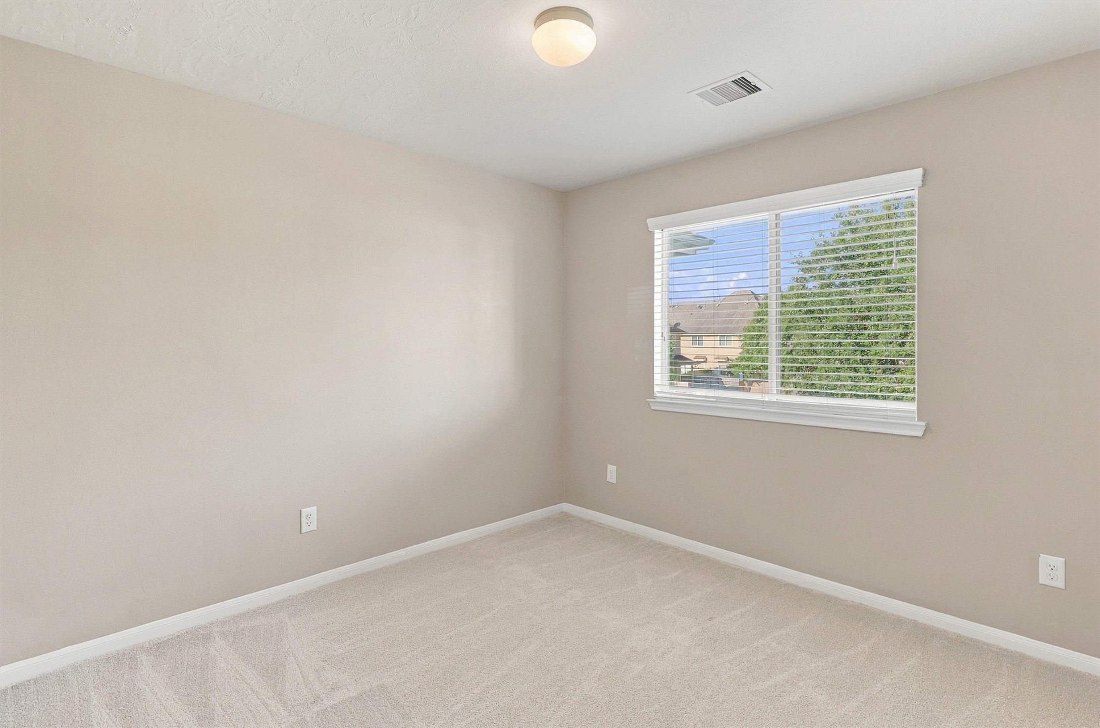 8323 Lamond Lane Property Photo 32